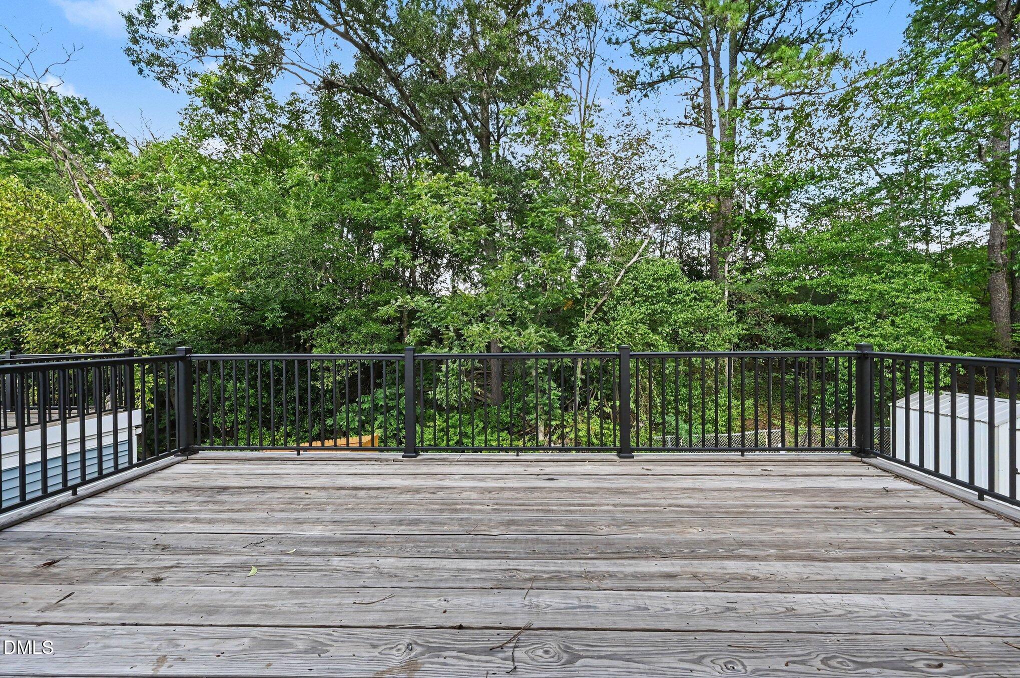 1107 Simmons Street Property Photo 22