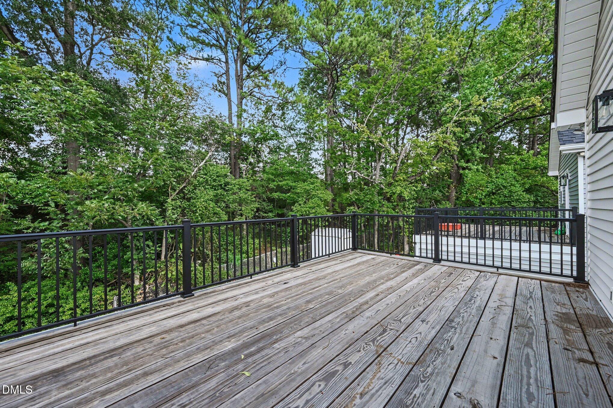 1107 Simmons Street Property Photo 23