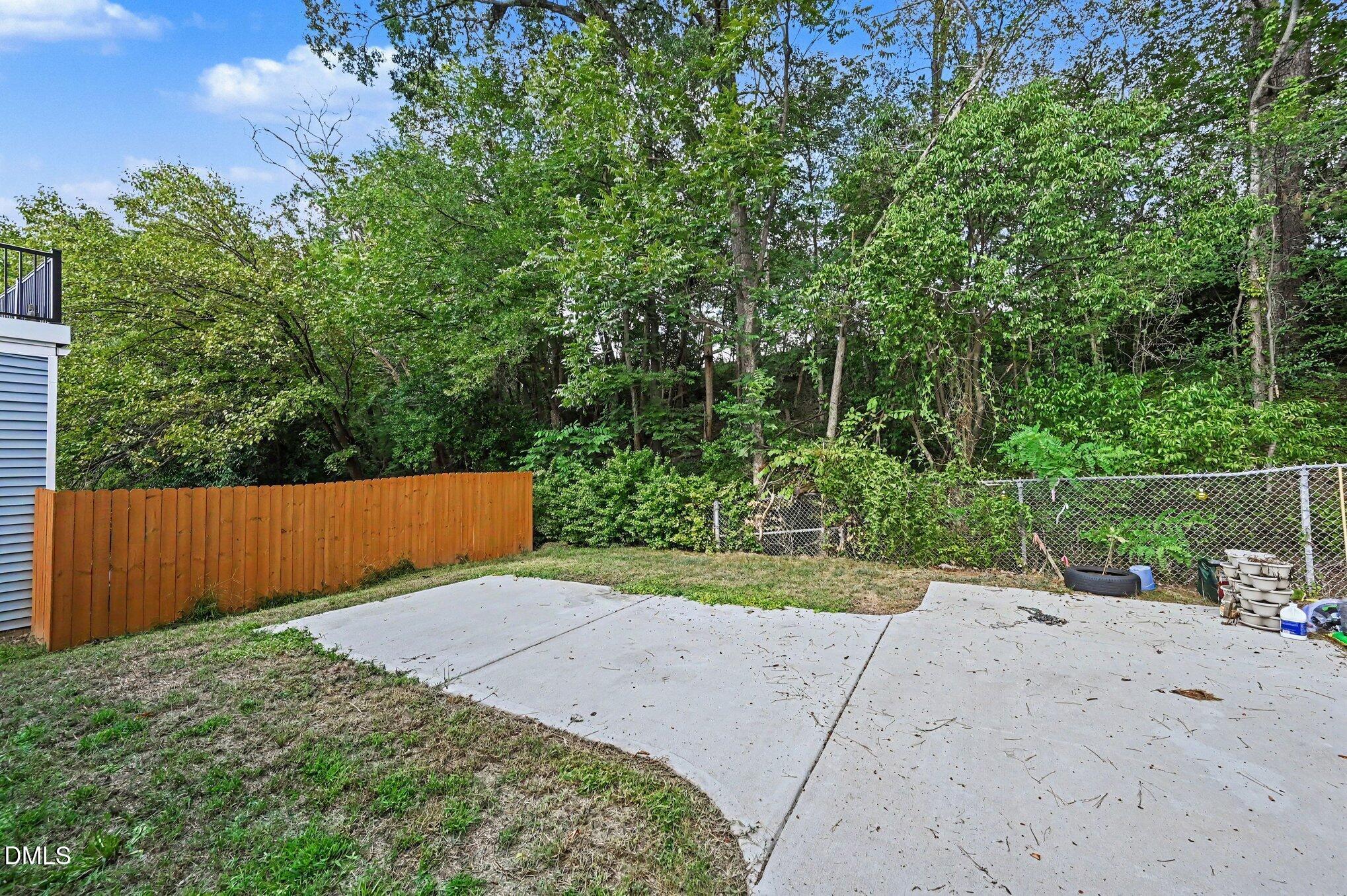 1107 Simmons Street Property Photo 24