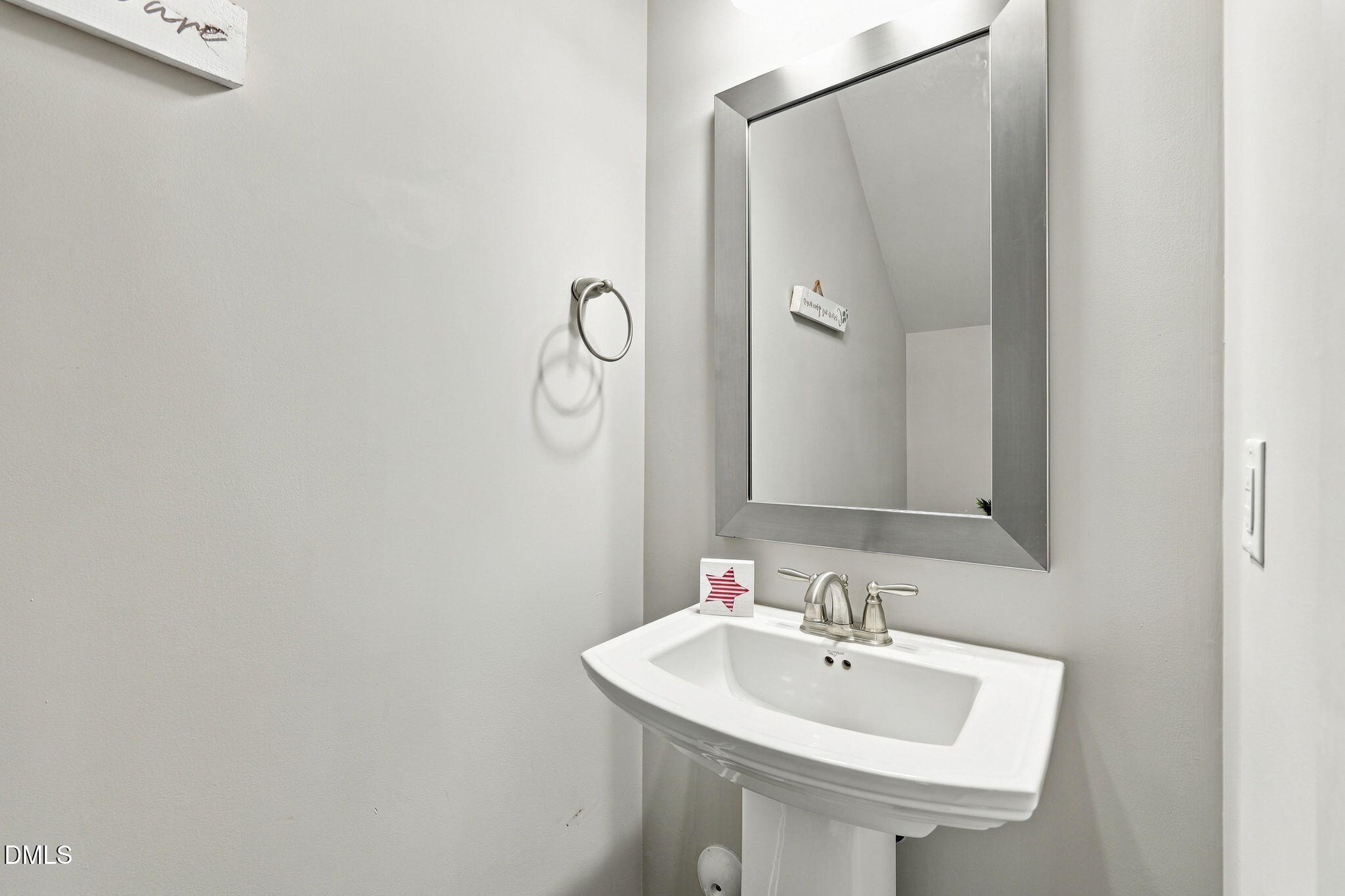6253 Pesta Court Property Photo 22