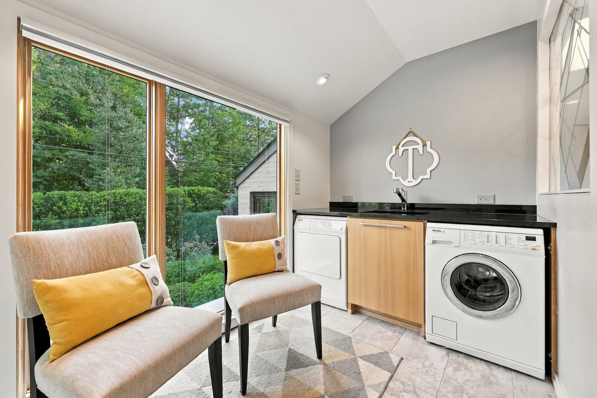 3007 Surrey Road Property Photo 35