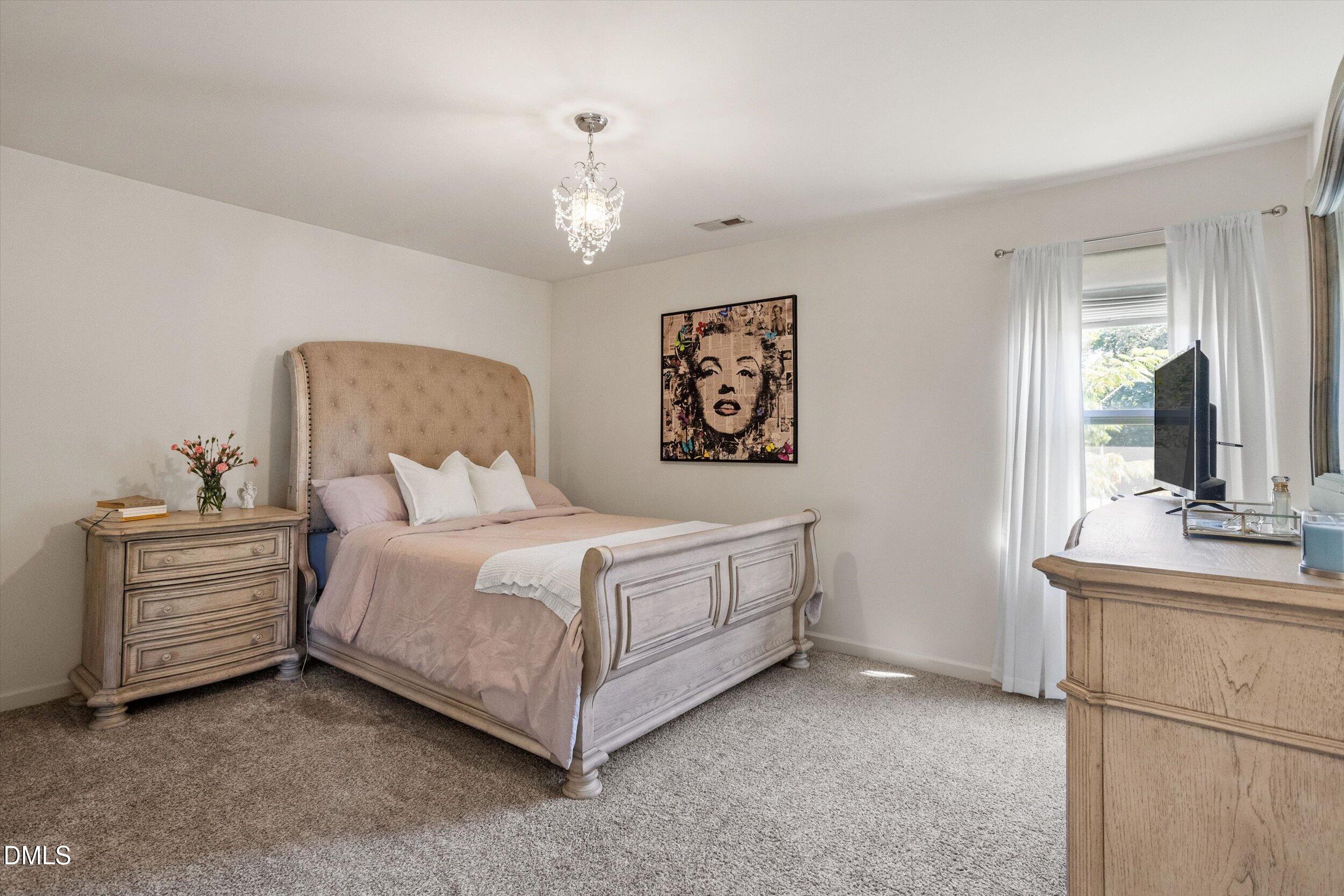 203 Glen Meadow Drive Property Photo 18
