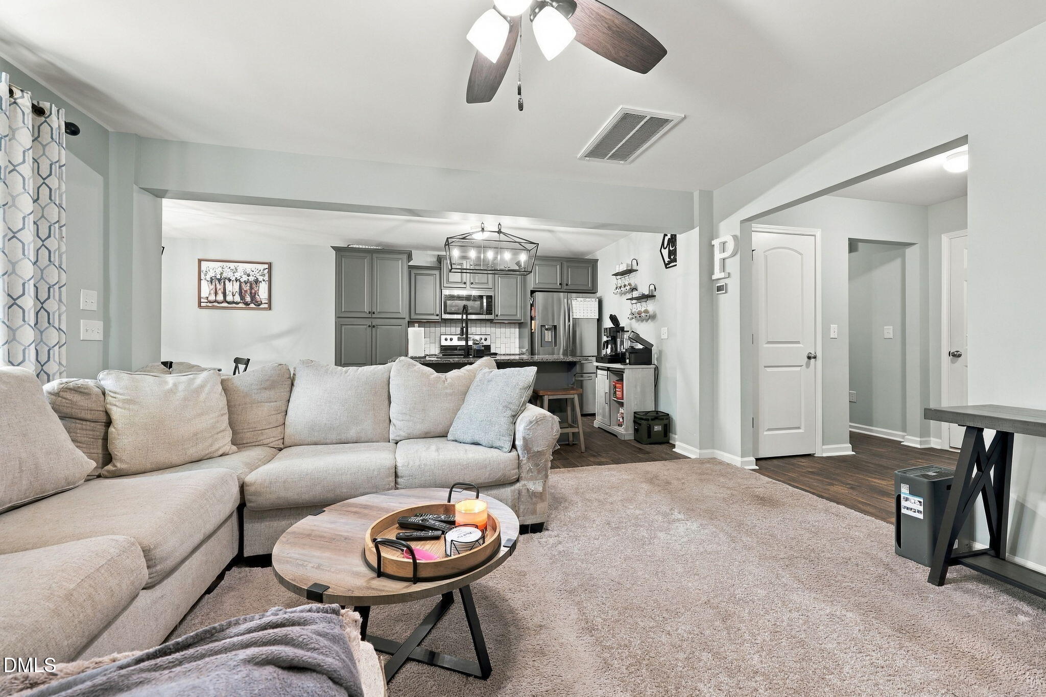 334 Glen Meadow Drive Property Photo 4