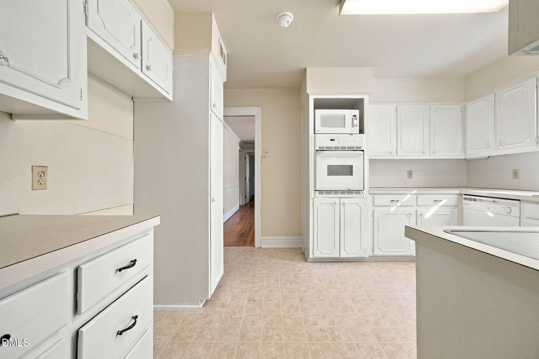 3349 Cheswick Drive Property Photo 8