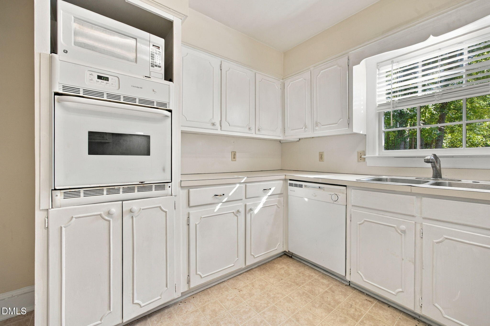 3349 Cheswick Drive Property Photo 10