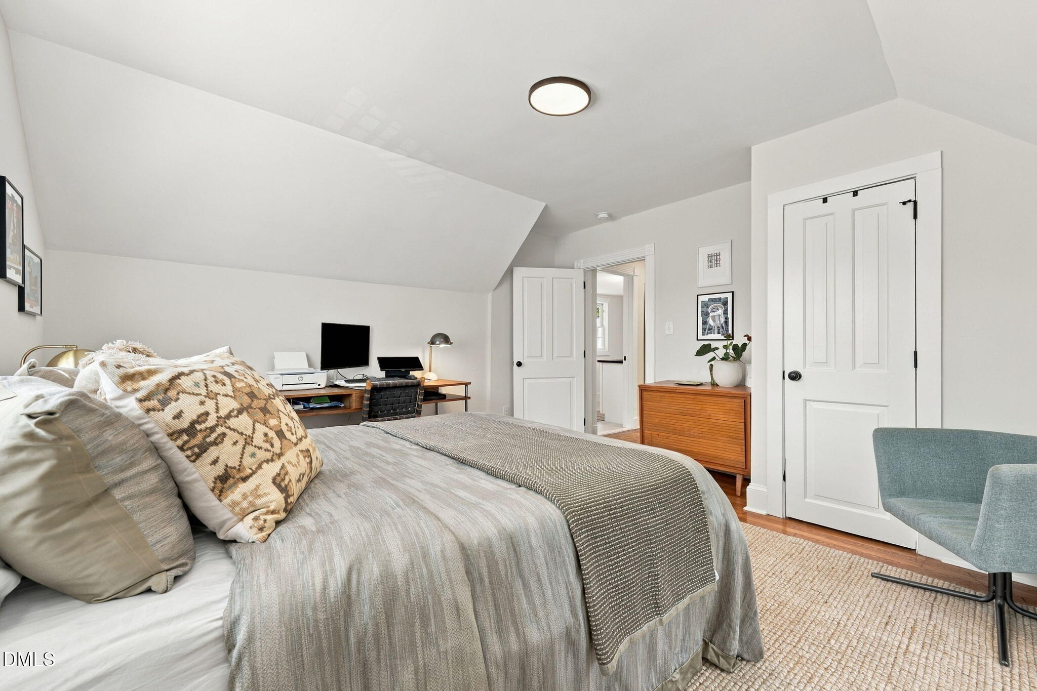 1632 University Drive Property Photo 39