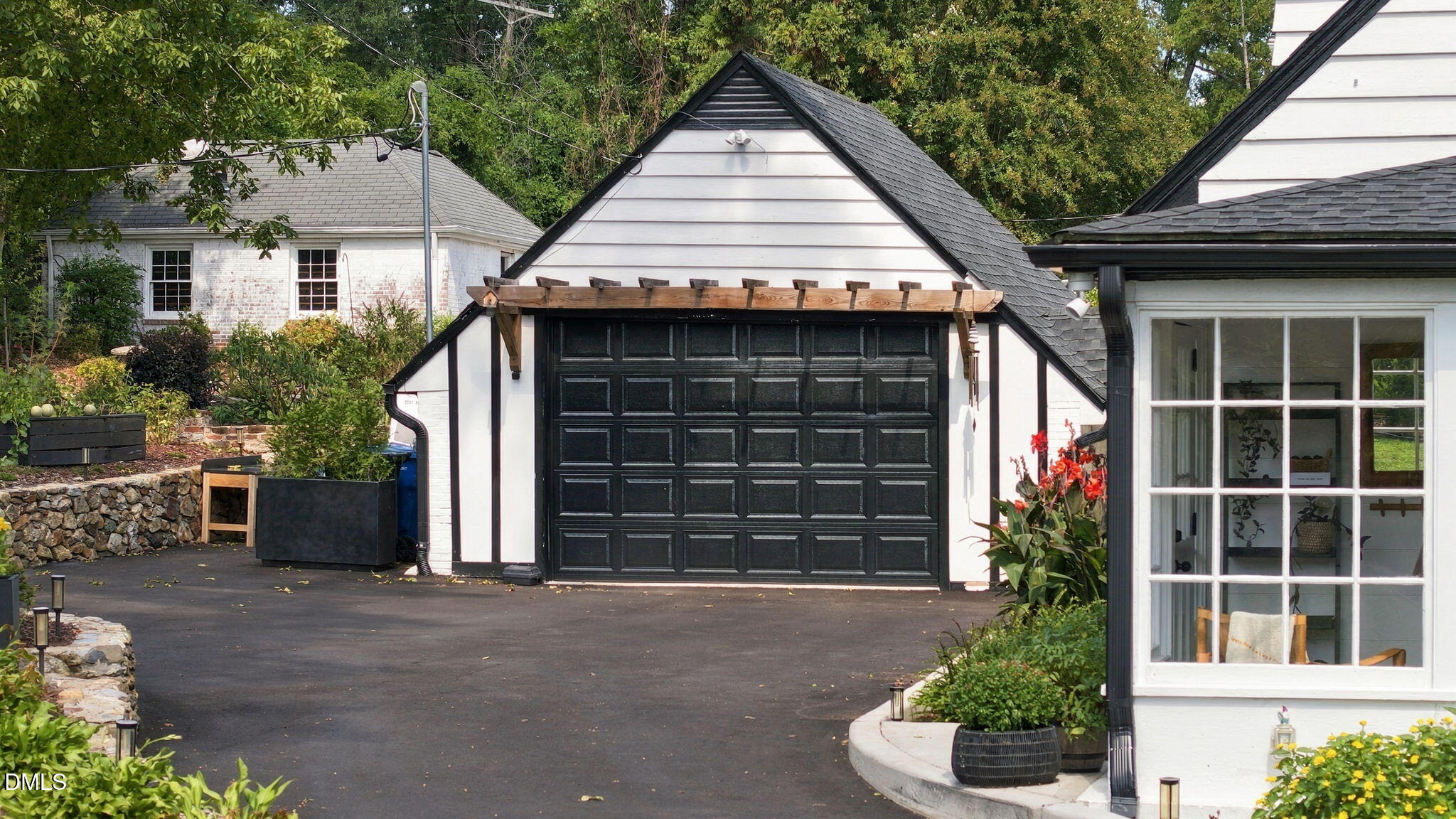 1632 University Drive Property Photo 47