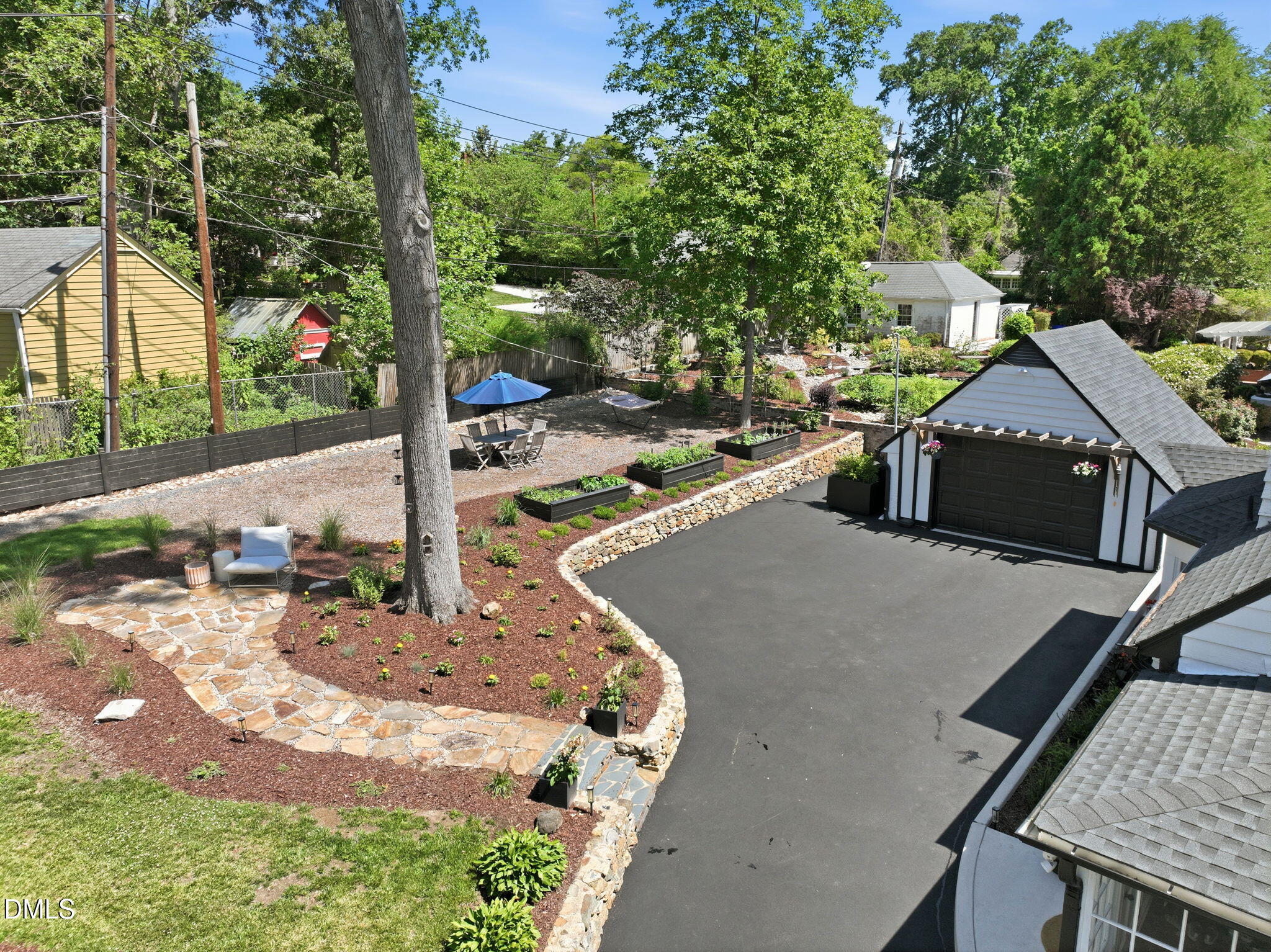 1632 University Drive Property Photo 48