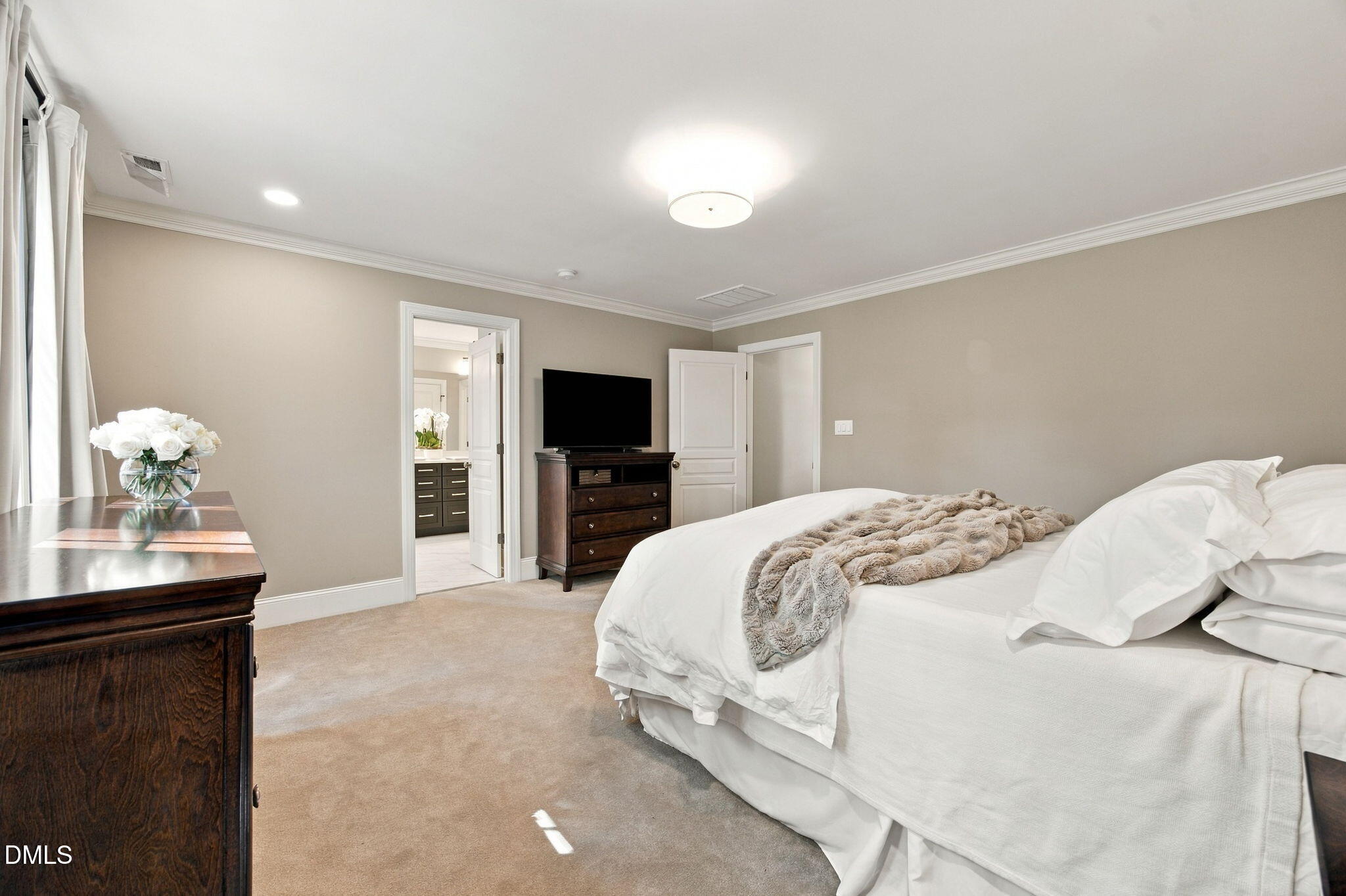 2400 Forestbluff Drive Property Photo 32