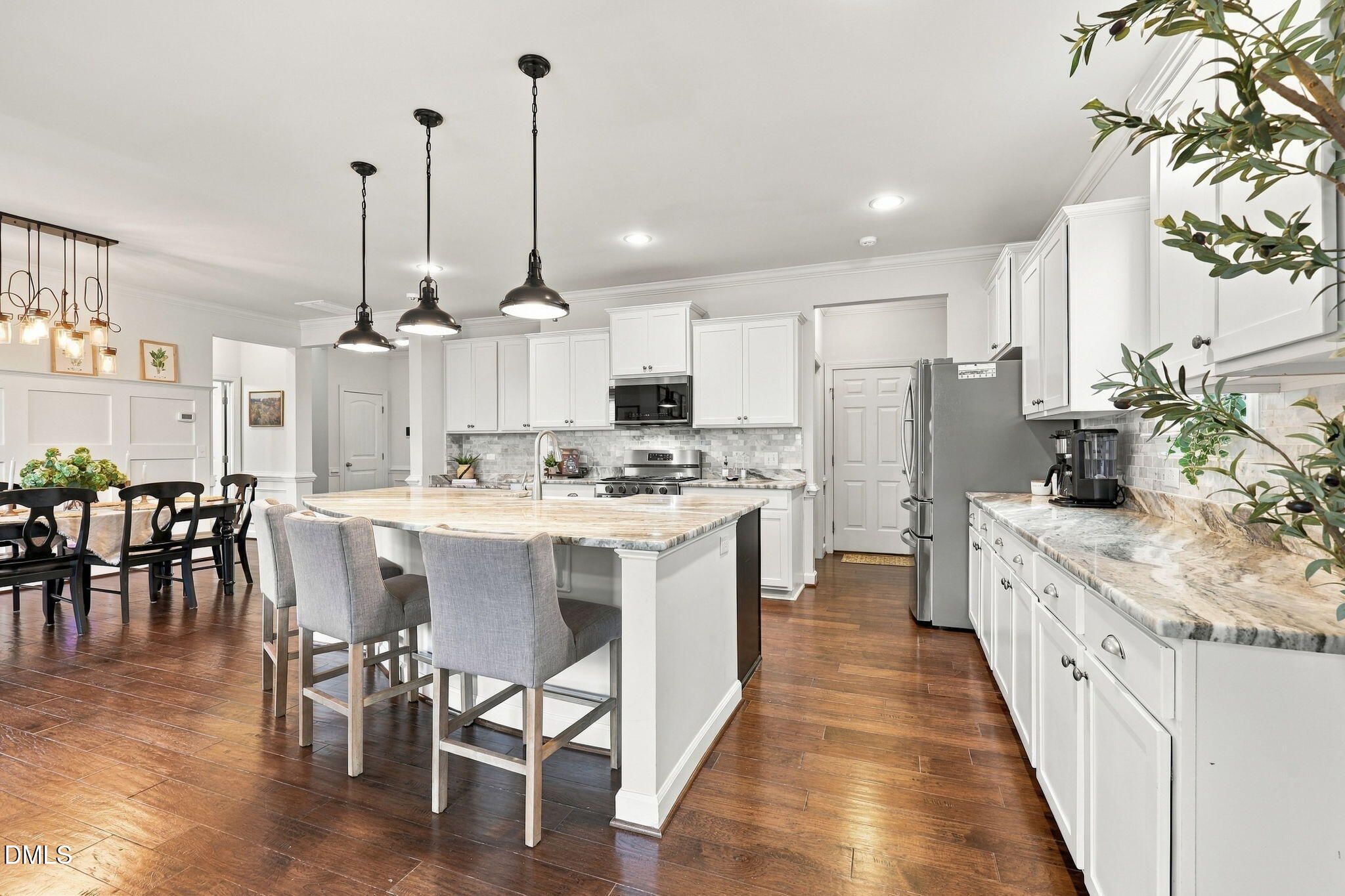 2025 Ginseng Lane Property Photo 10