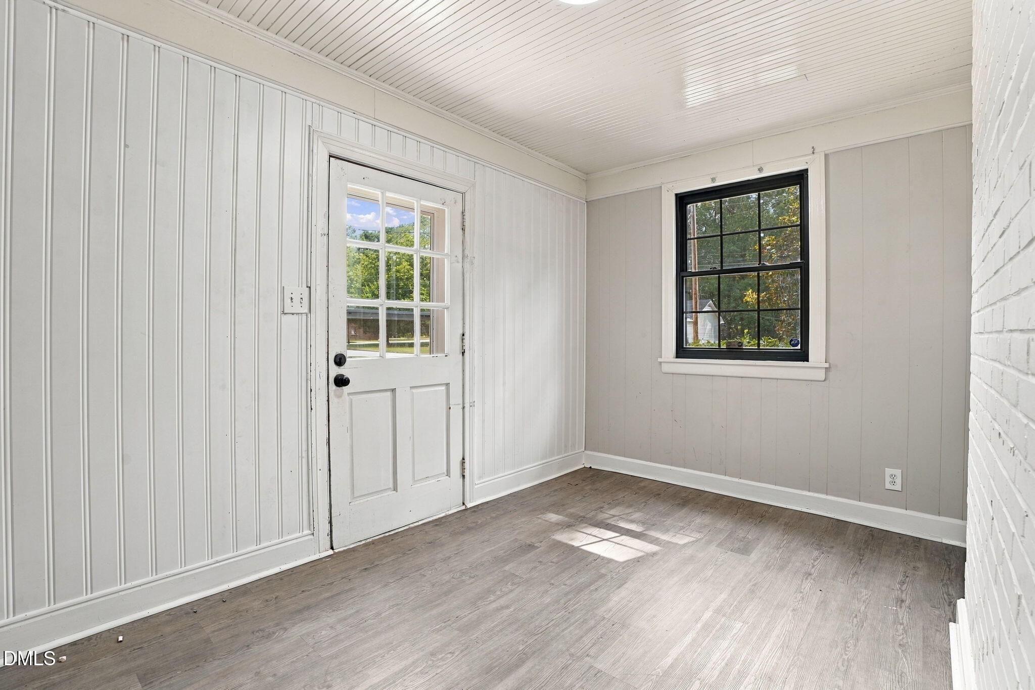 504 Rountree Street W Property Photo 11