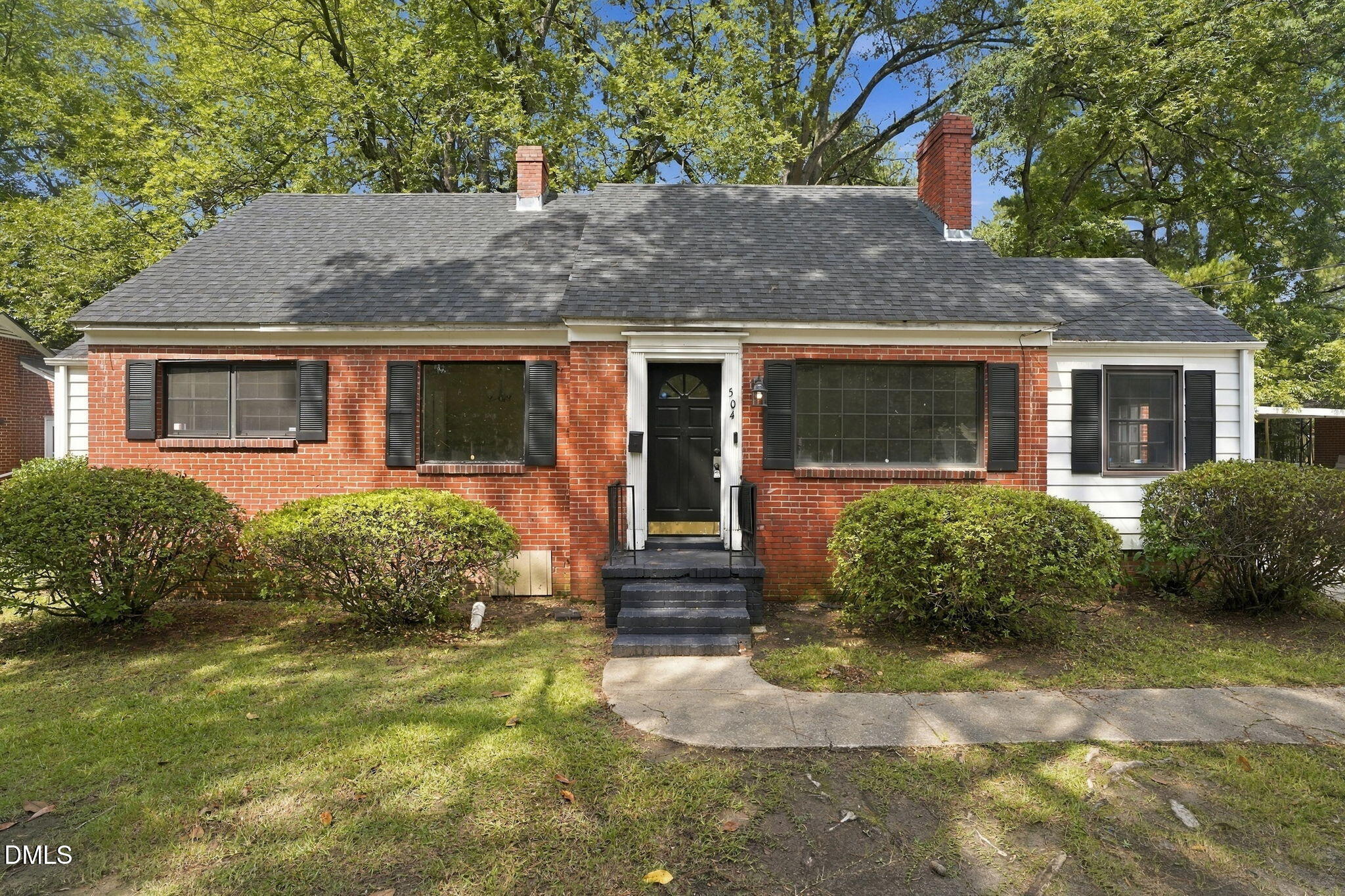 504 Rountree Street W Property Photo 15