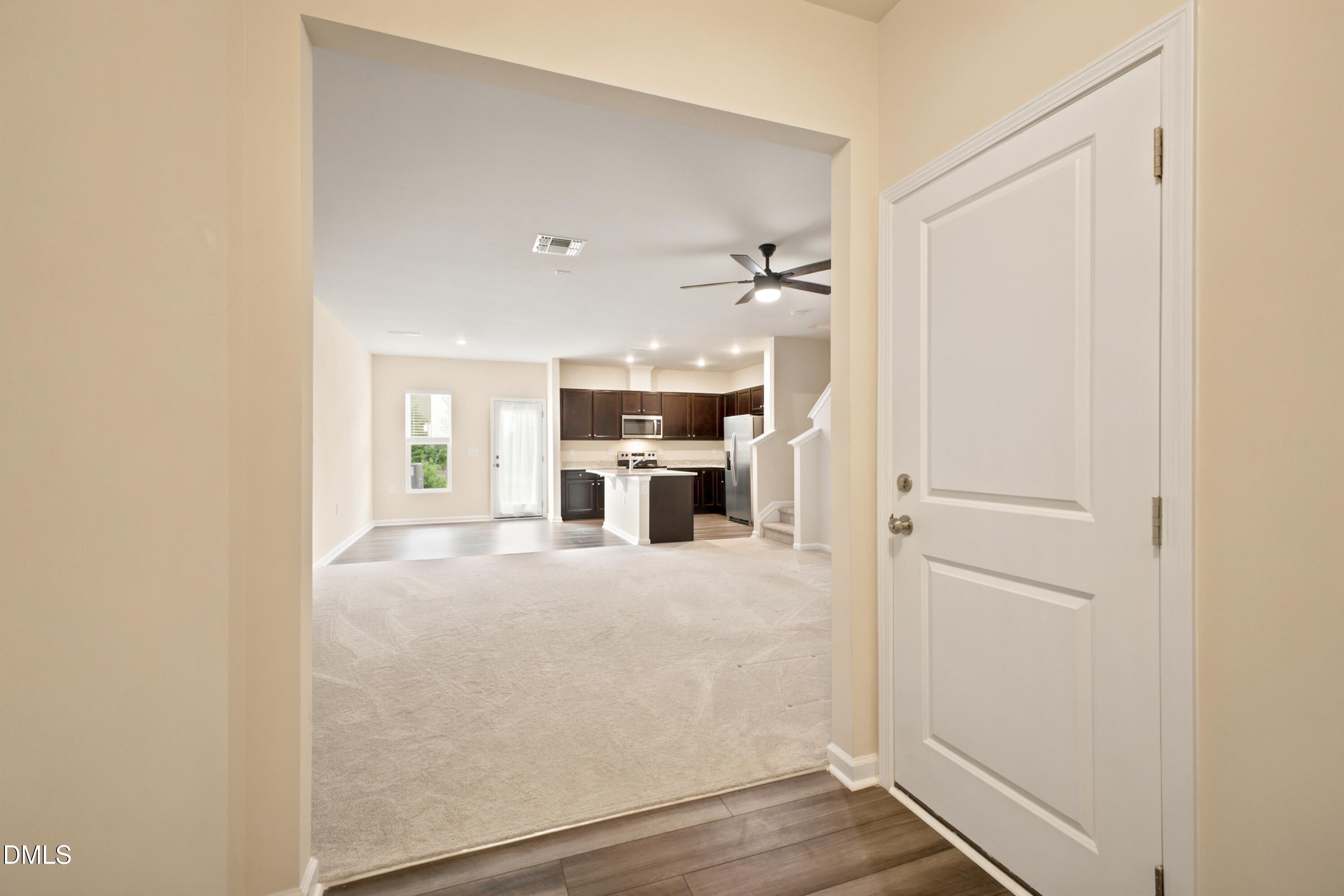 871 Mckenzie Park Terrace Property Photo 4