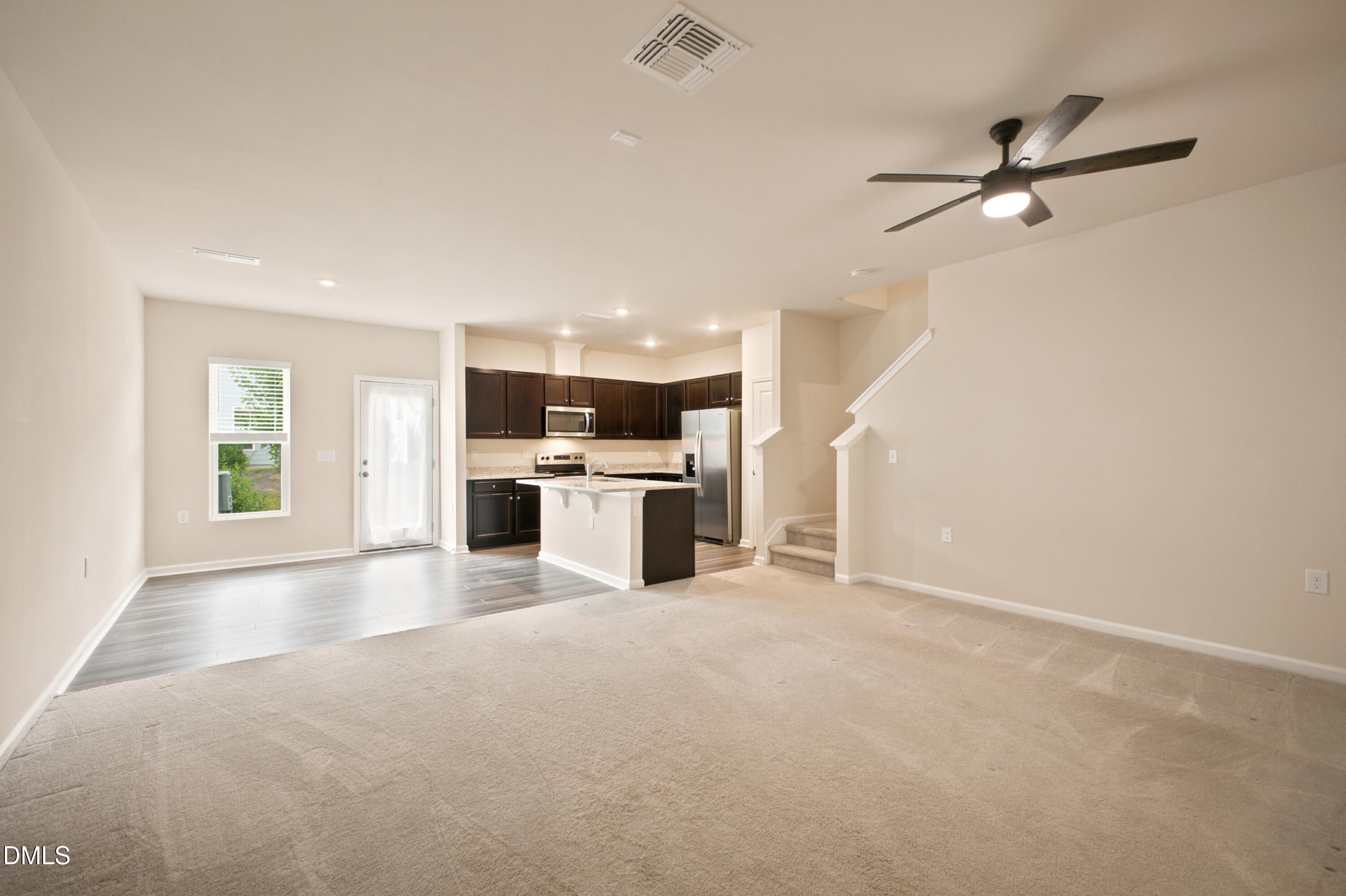 871 Mckenzie Park Terrace Property Photo 6