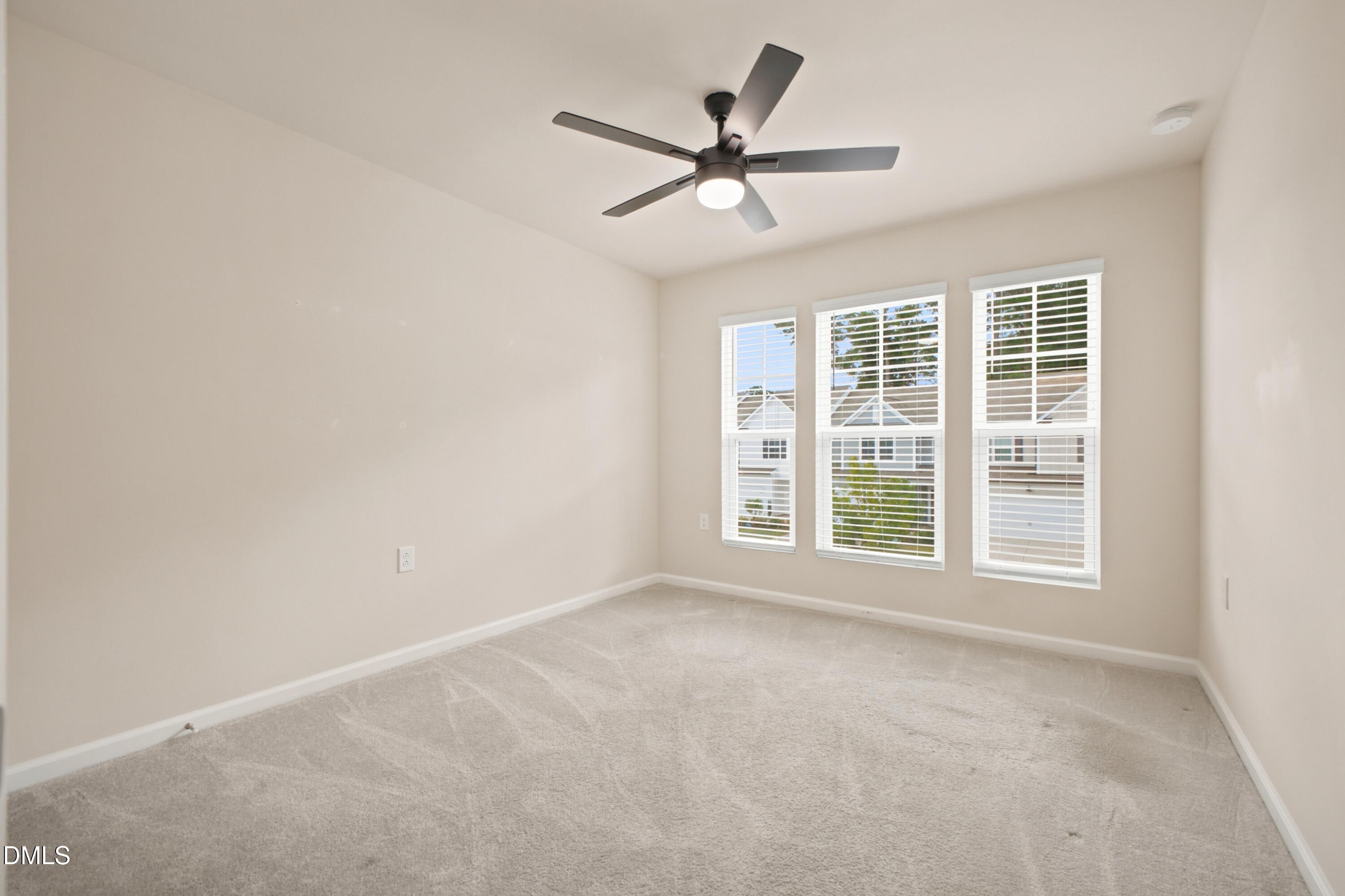 871 Mckenzie Park Terrace Property Photo 18