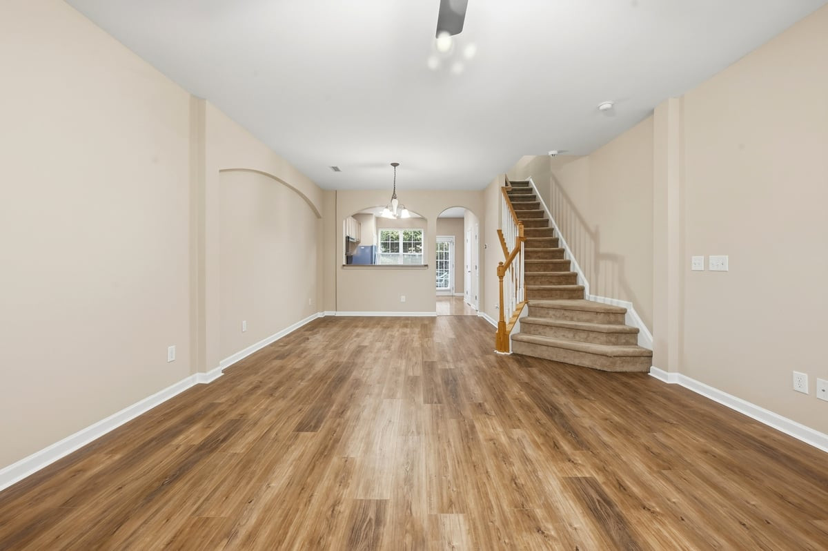 6639 Clarksburg Place Property Photo 4