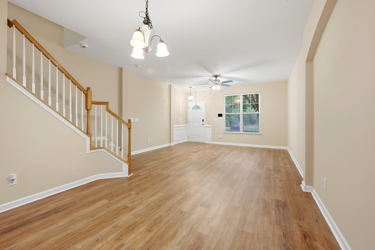 6639 Clarksburg Place Property Photo 8