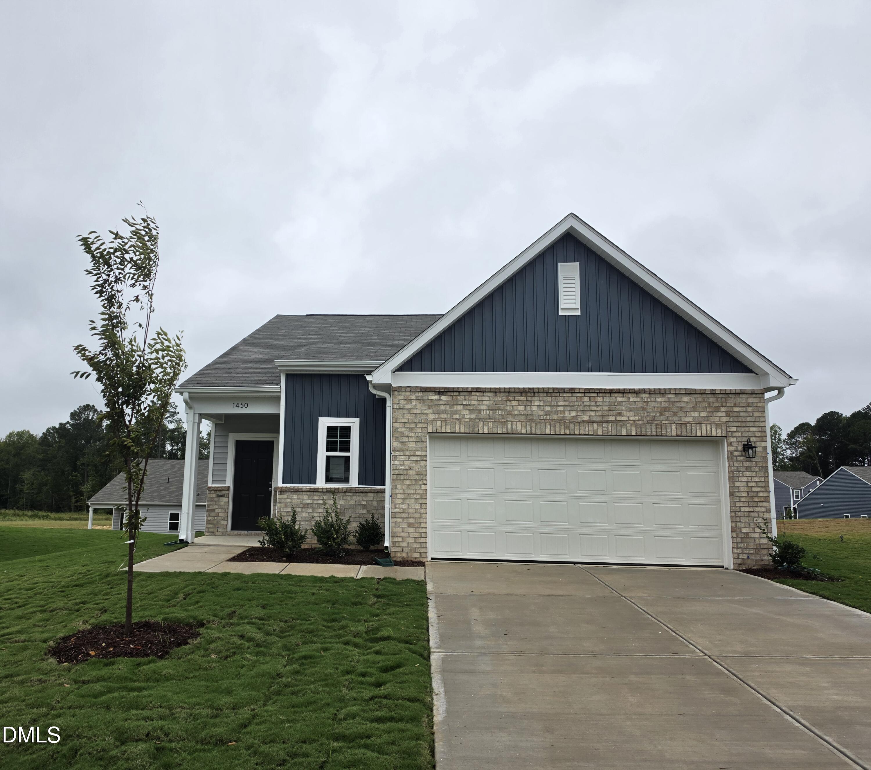 1450 Centerview Drive Property Photo 1