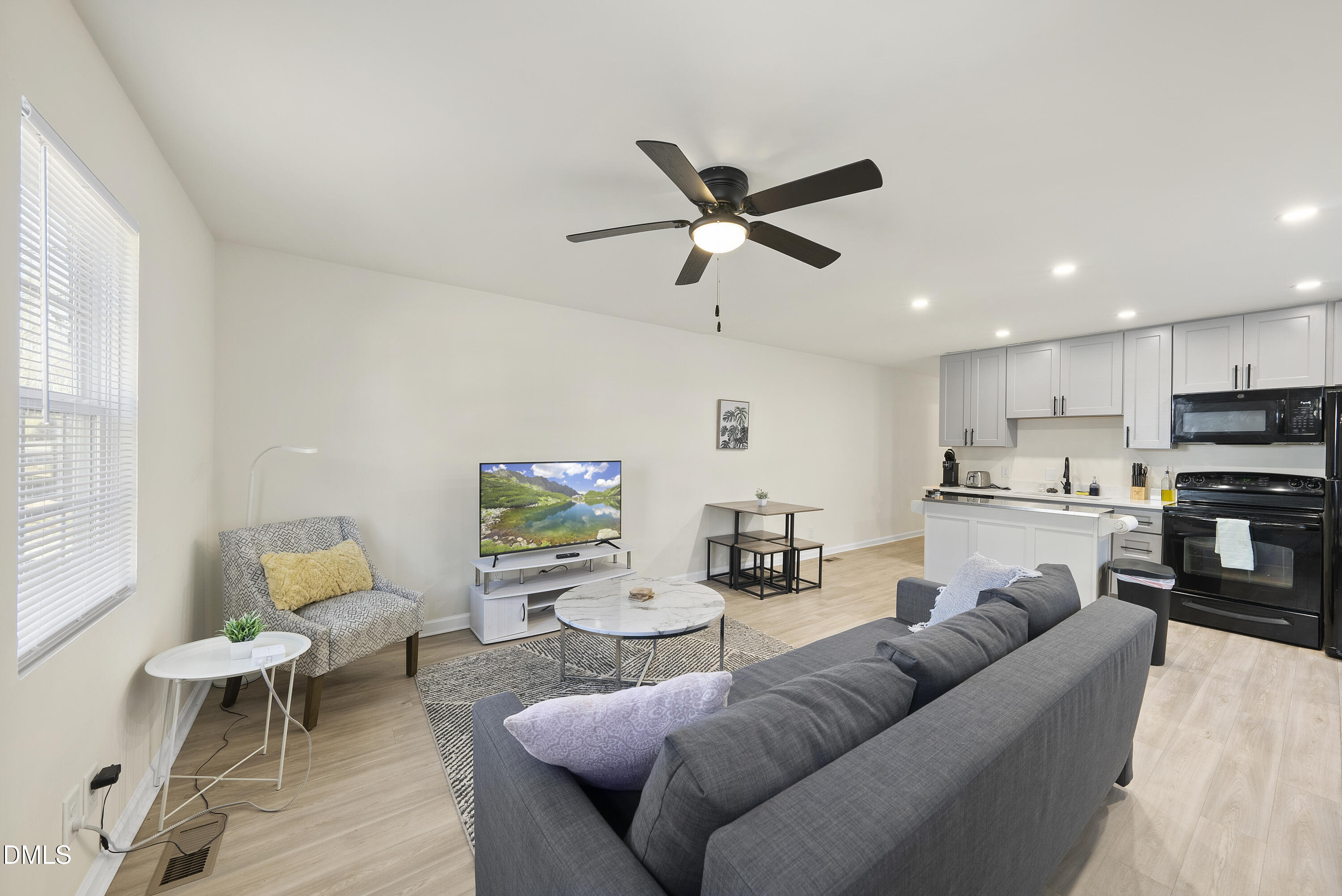 908 Price Avenue Property Photo 7
