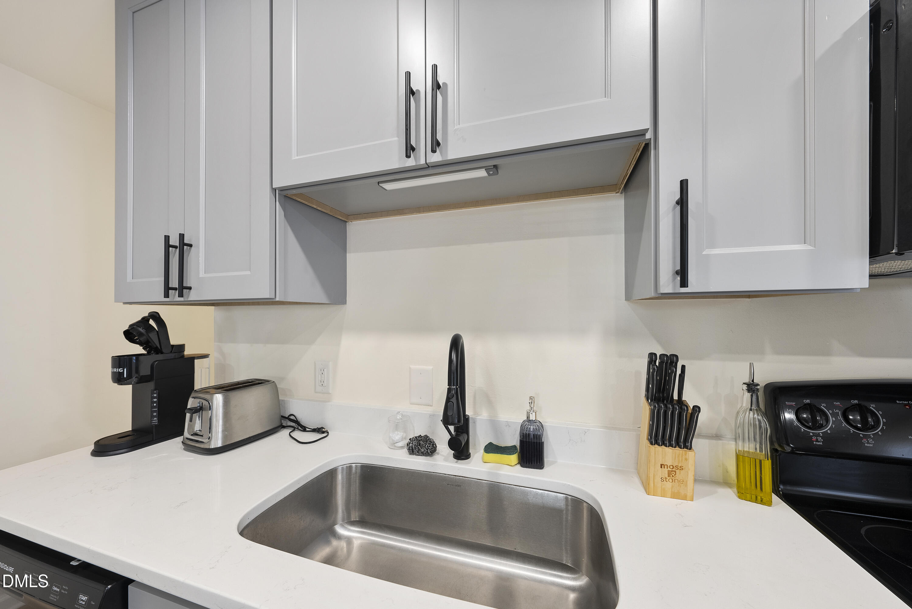 908 Price Avenue Property Photo 12