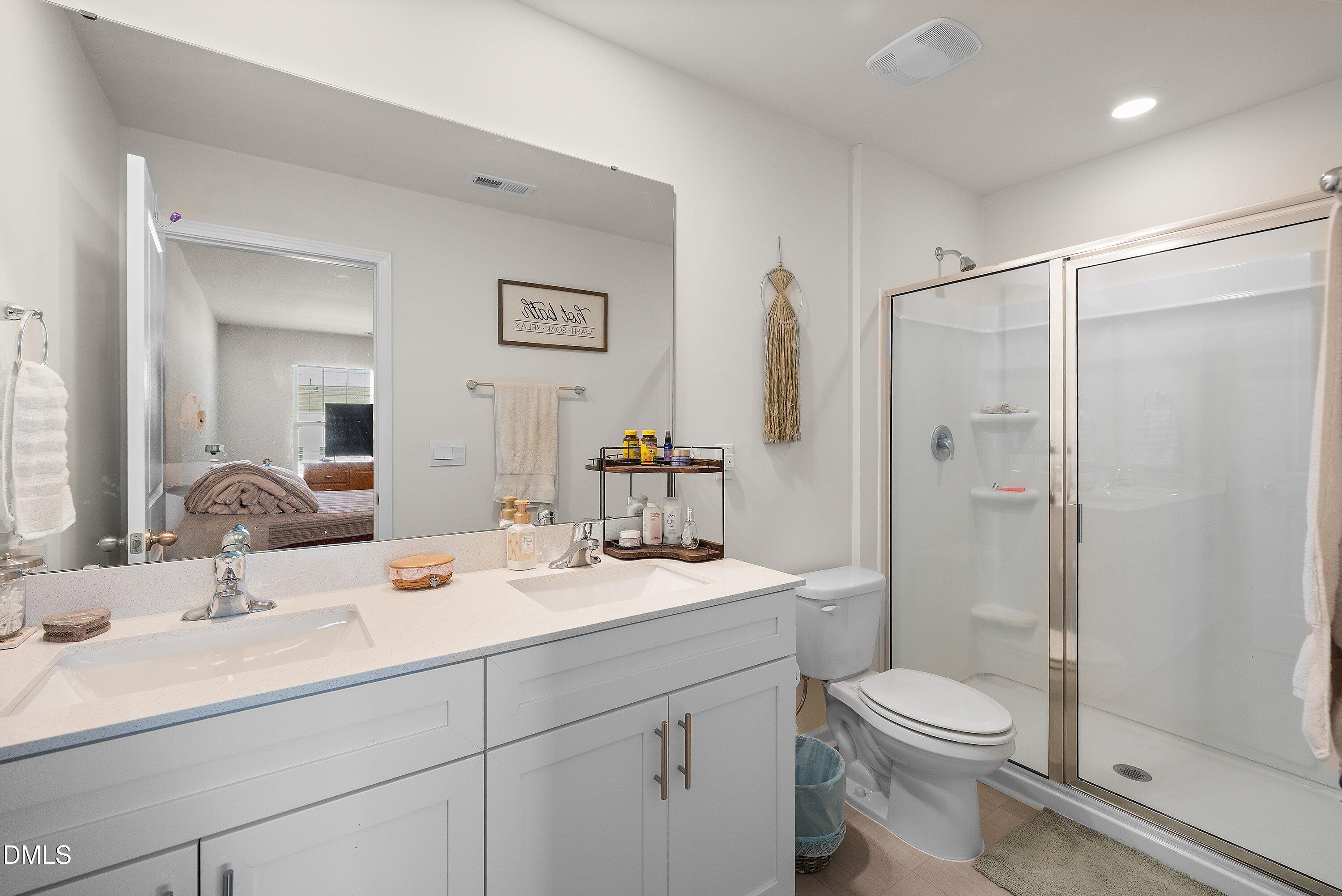 544 Belgian Red Way Property Photo 17