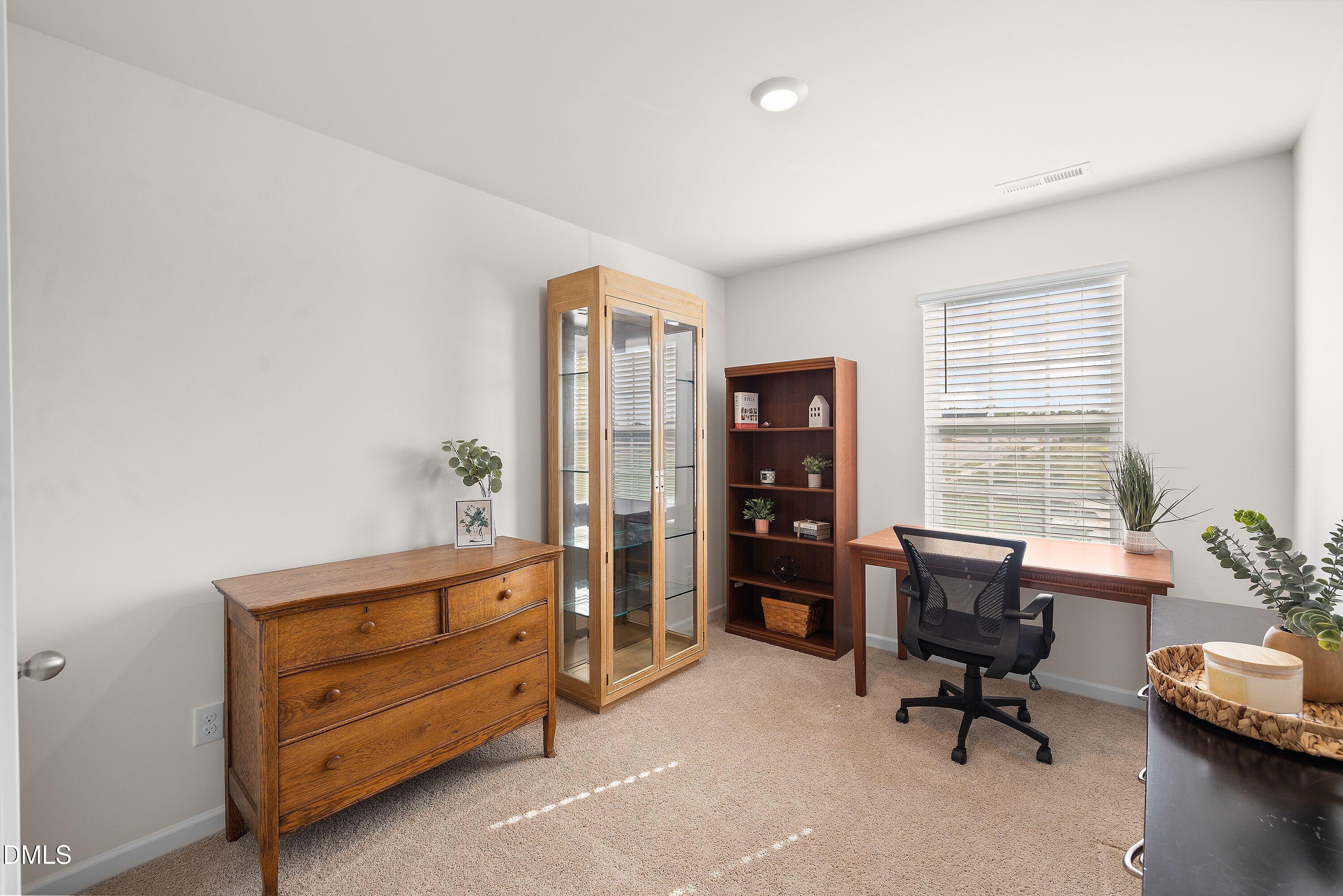 544 Belgian Red Way Property Photo 21