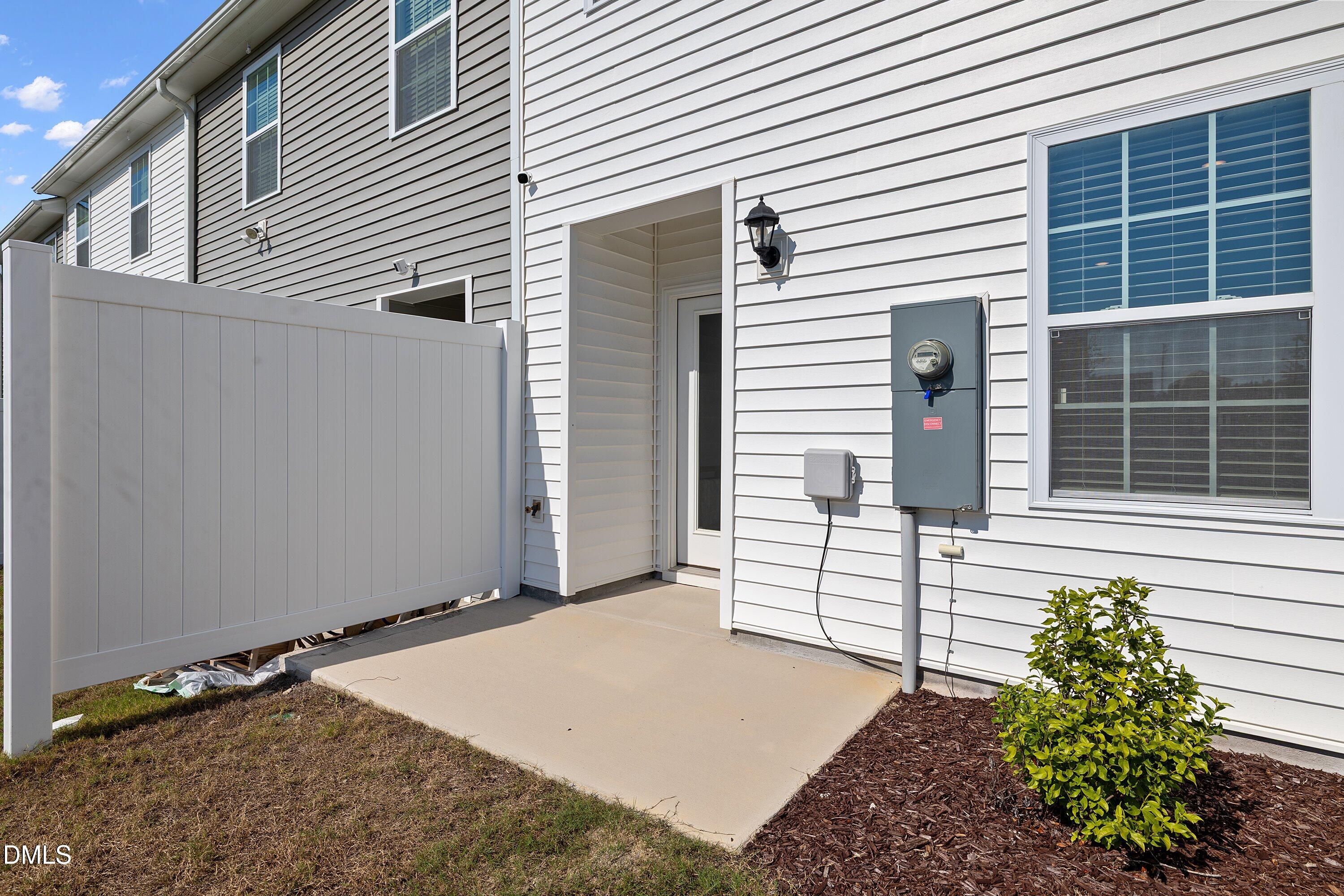 544 Belgian Red Way Property Photo 25