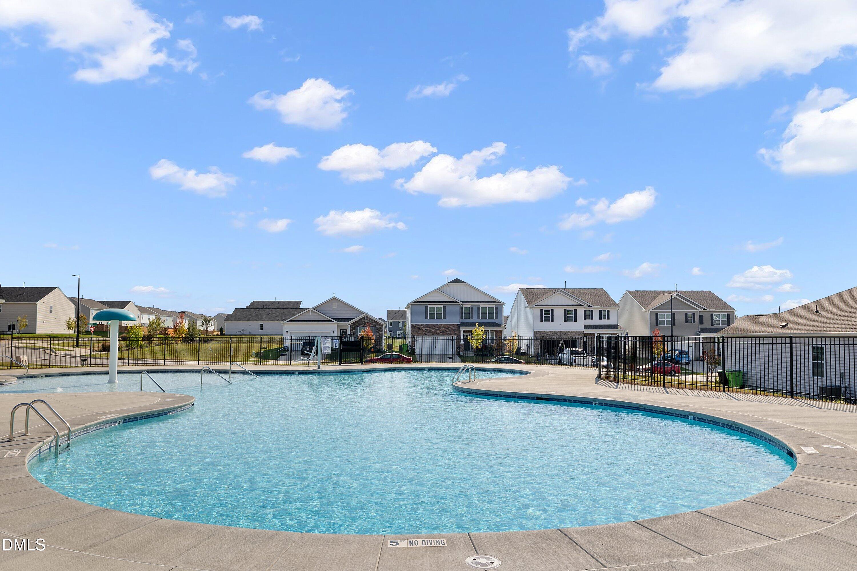 544 Belgian Red Way Property Photo 33