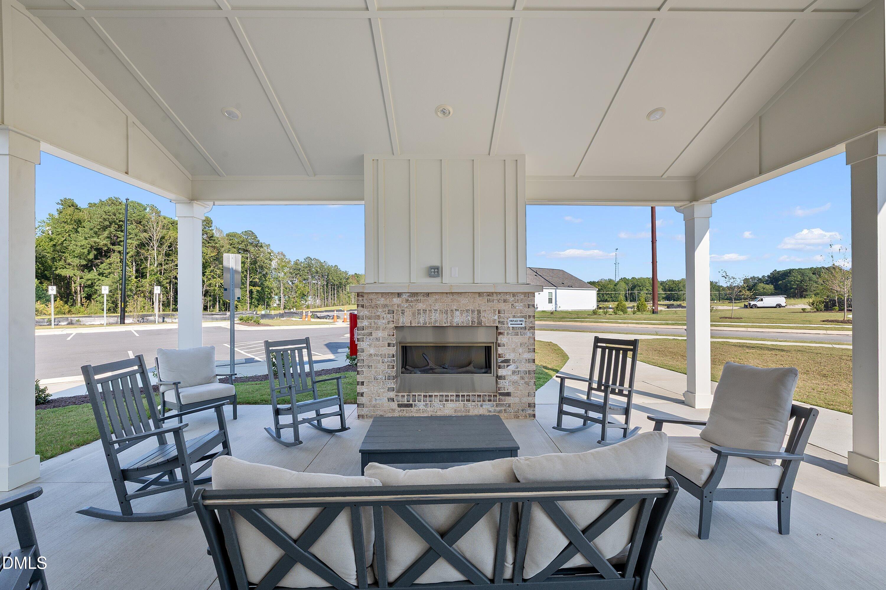 544 Belgian Red Way Property Photo 36