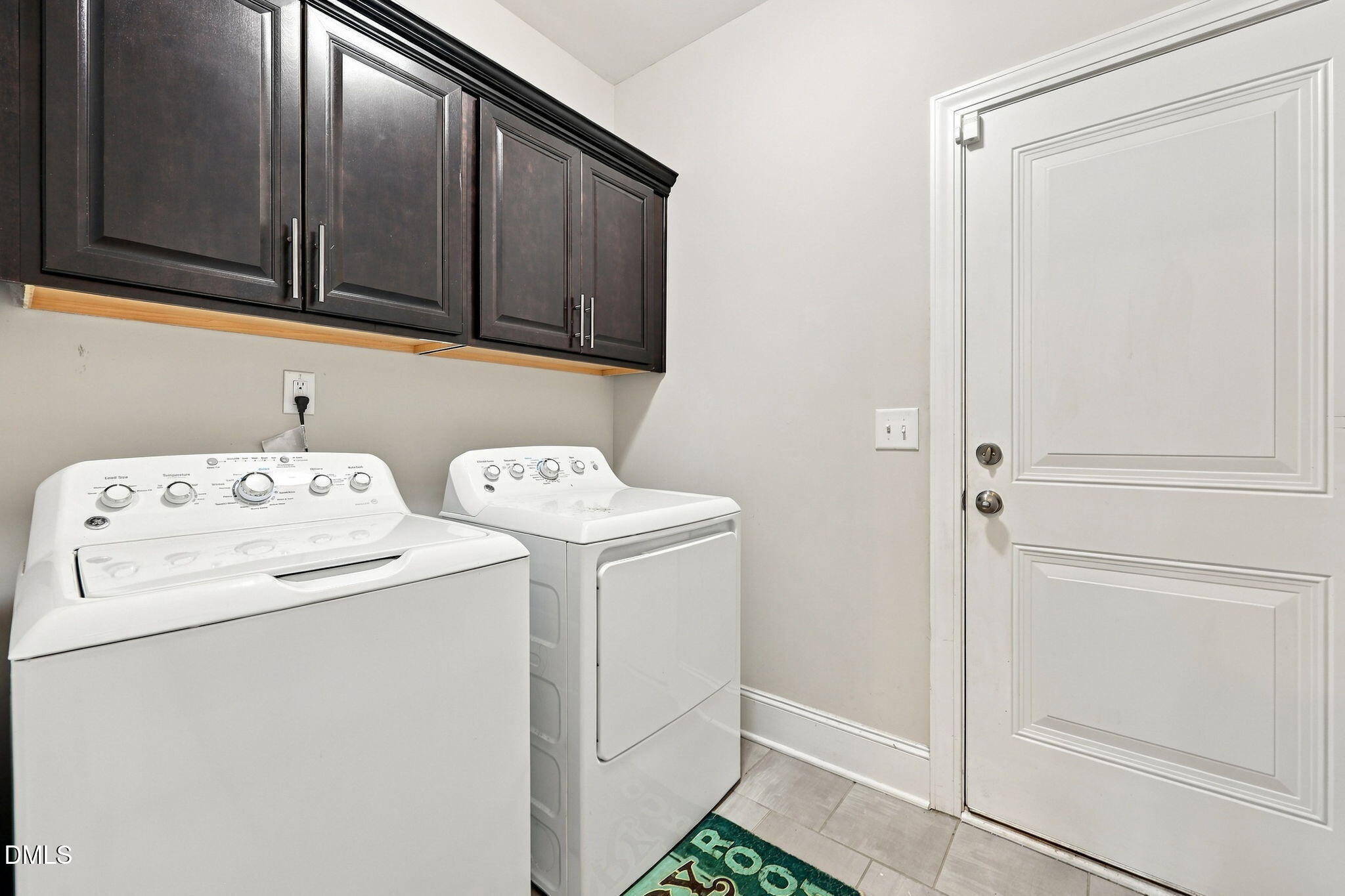 424 Kings Glen Way Property Photo 31
