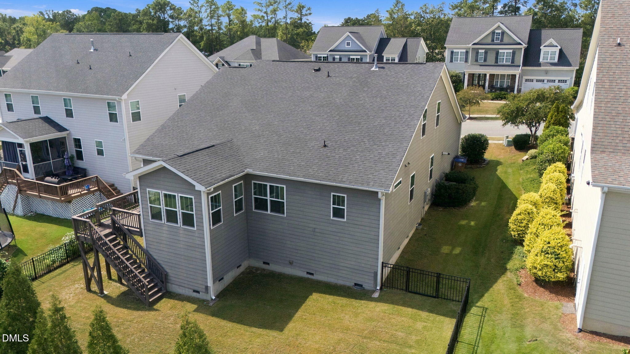 424 Kings Glen Way Property Photo 40