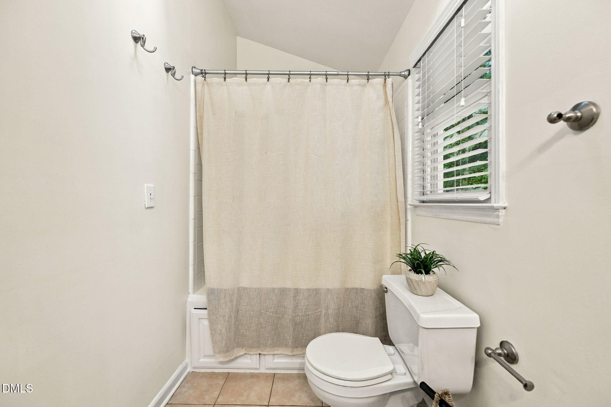 4116 Cary Oaks Drive Property Photo 22