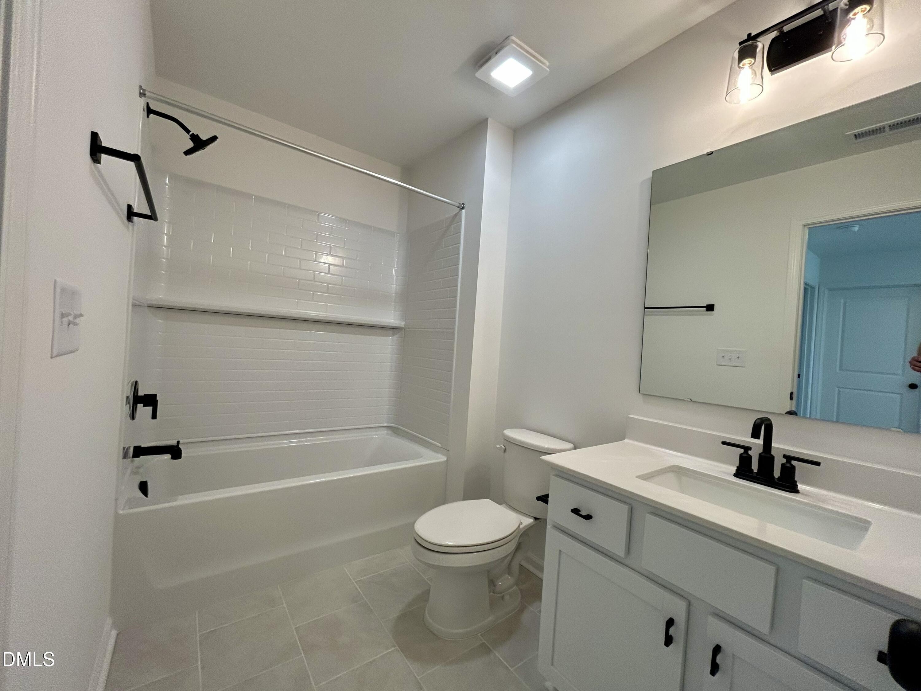 261 Periwinkle Place 202 Property Photo 21