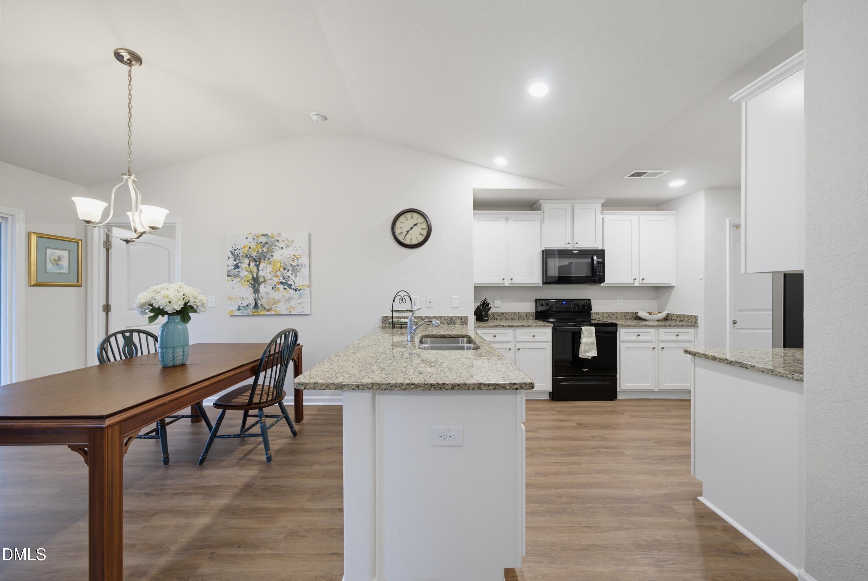 534 Mineral Spring Lane Property Photo 4