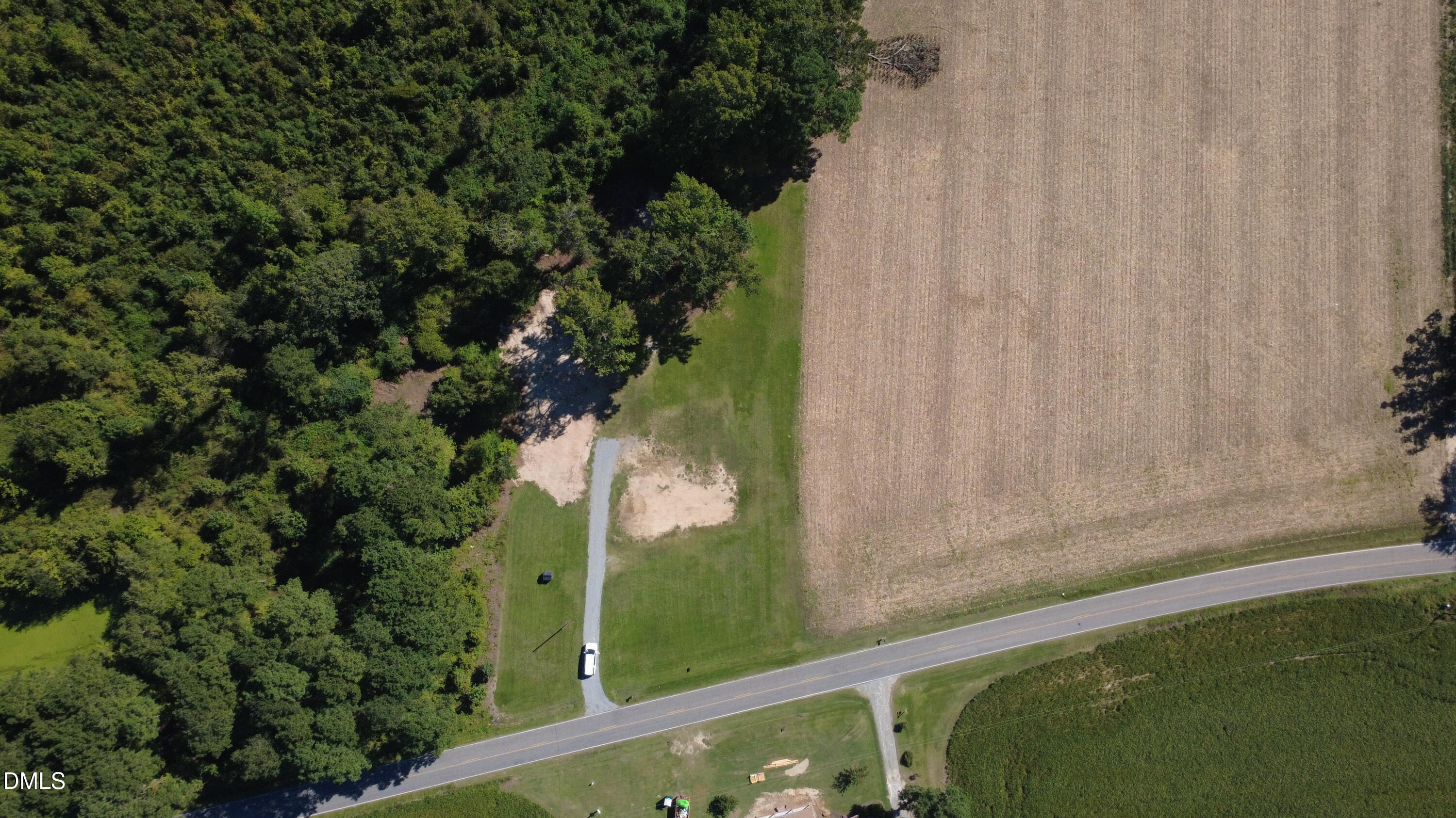1528 Micro Road W Property Photo 7