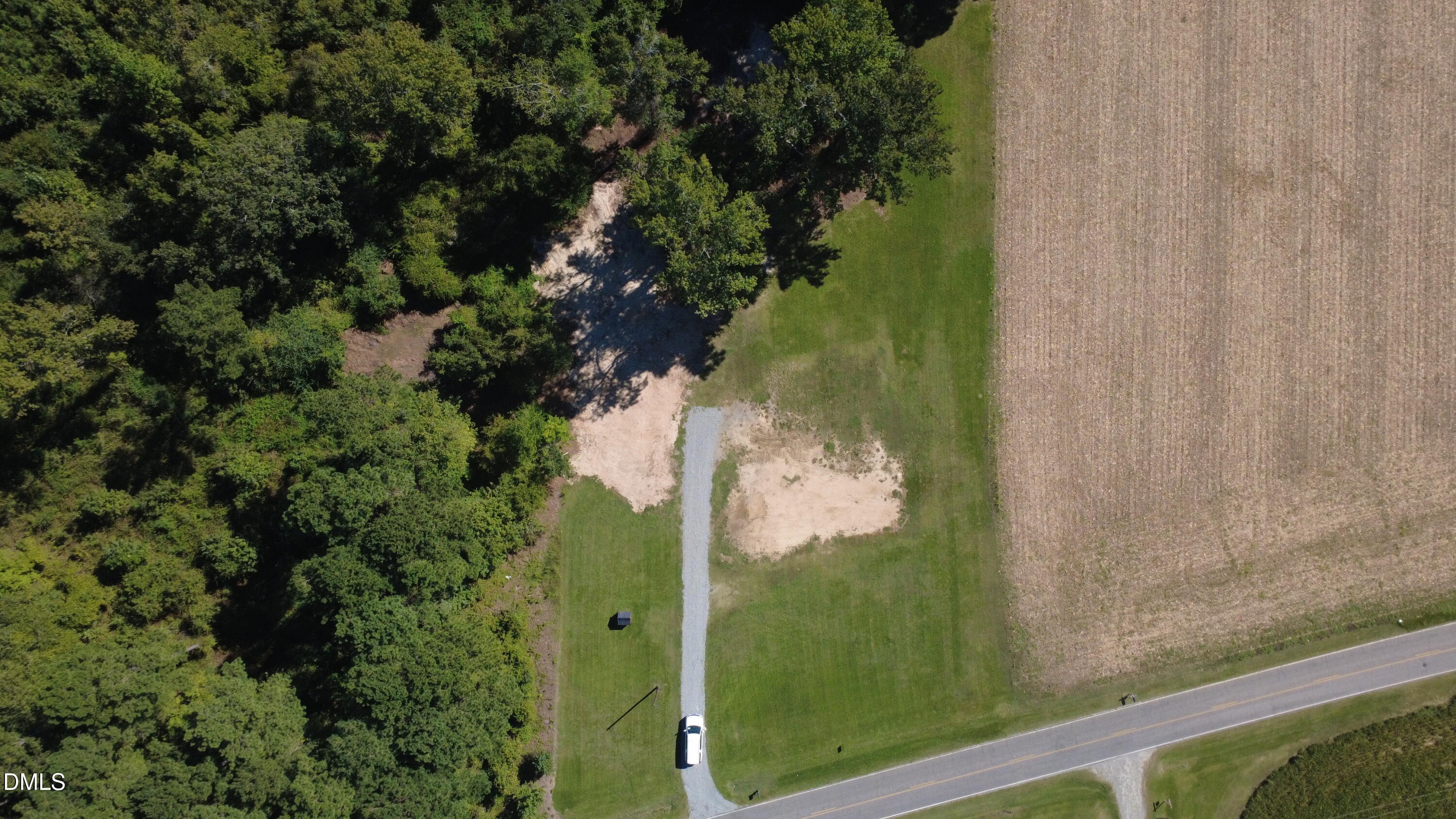 1528 Micro Road W Property Photo 8
