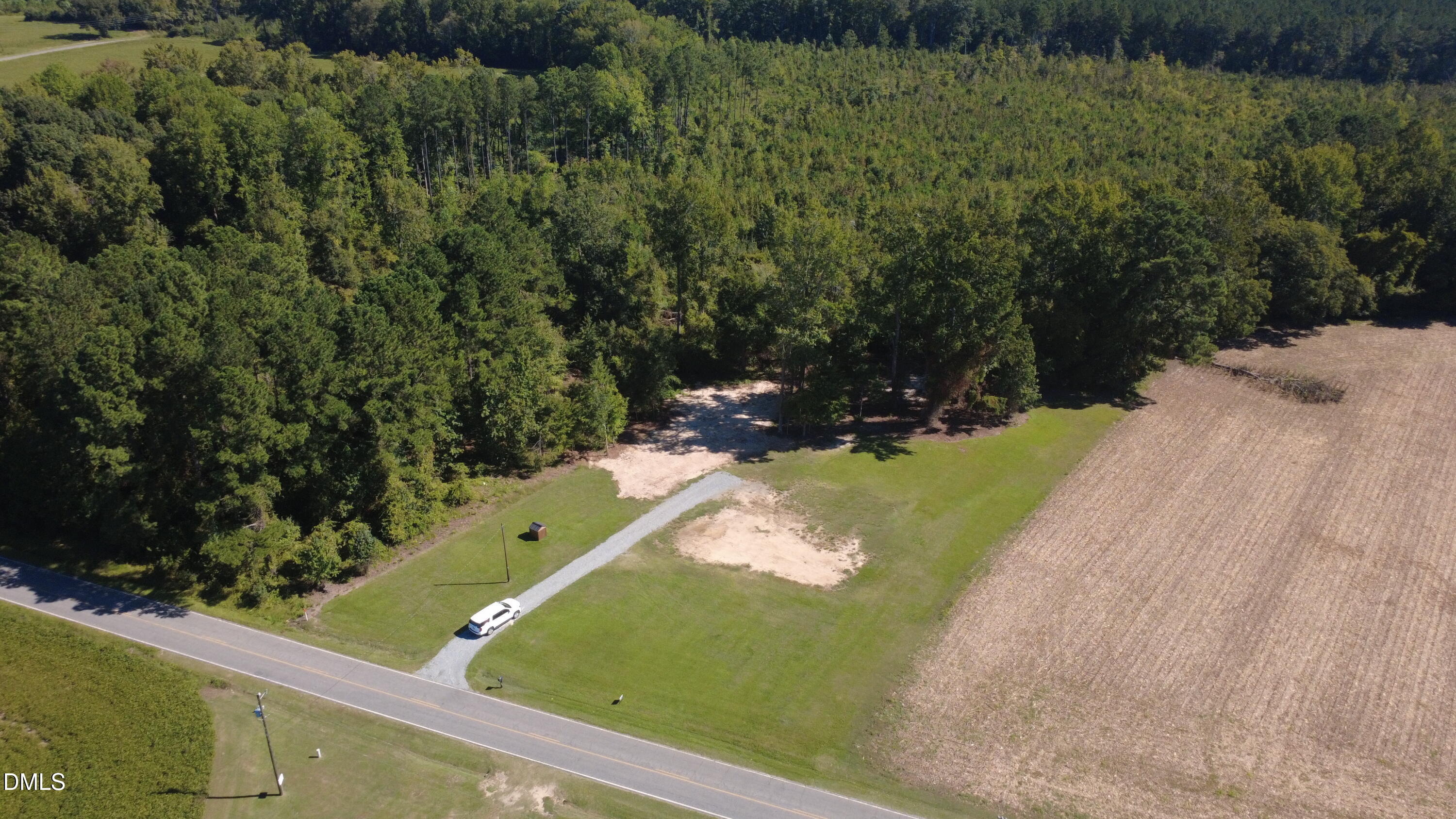 1528 Micro Road W Property Photo 12