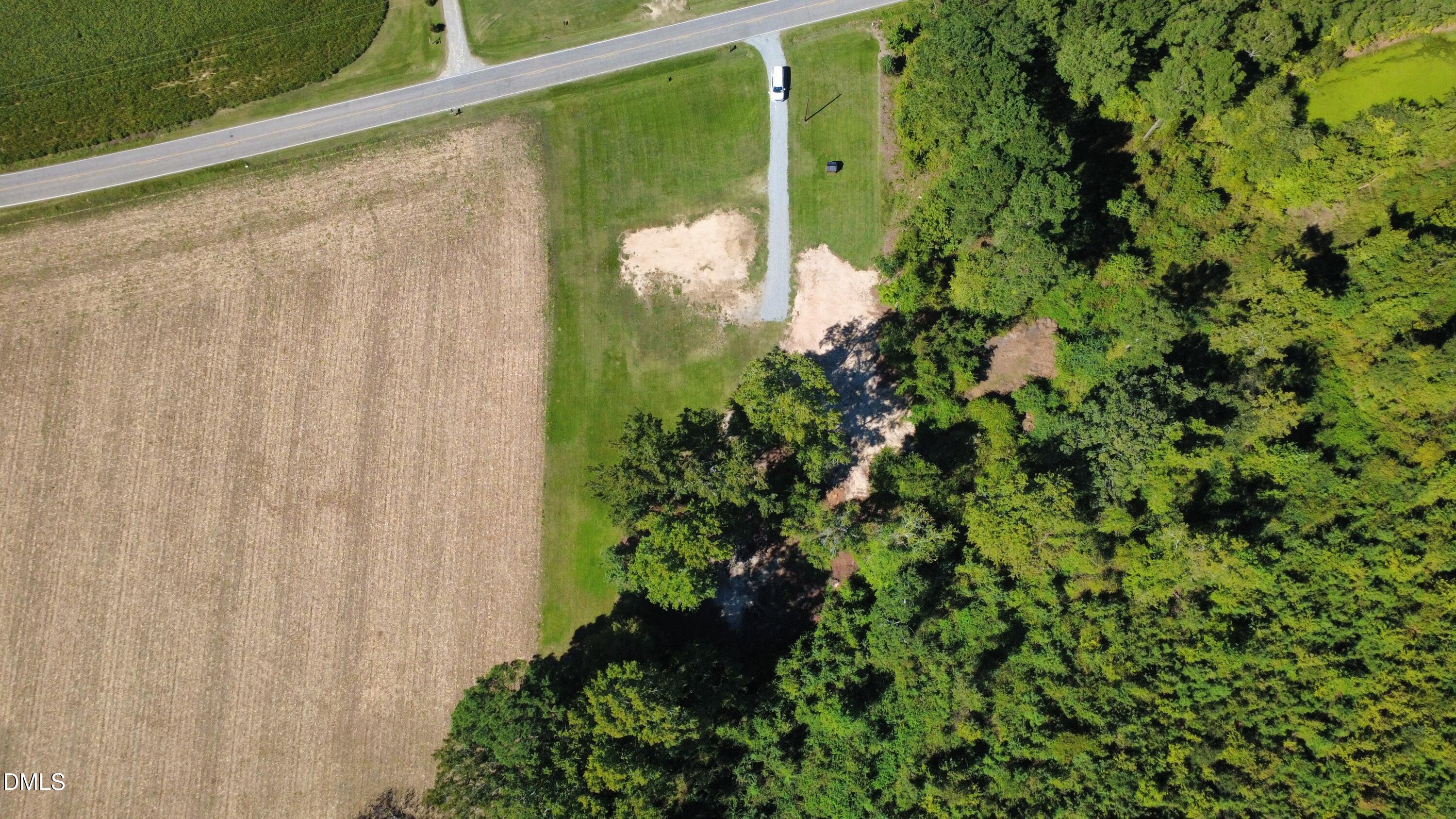 1528 Micro Road W Property Photo 23