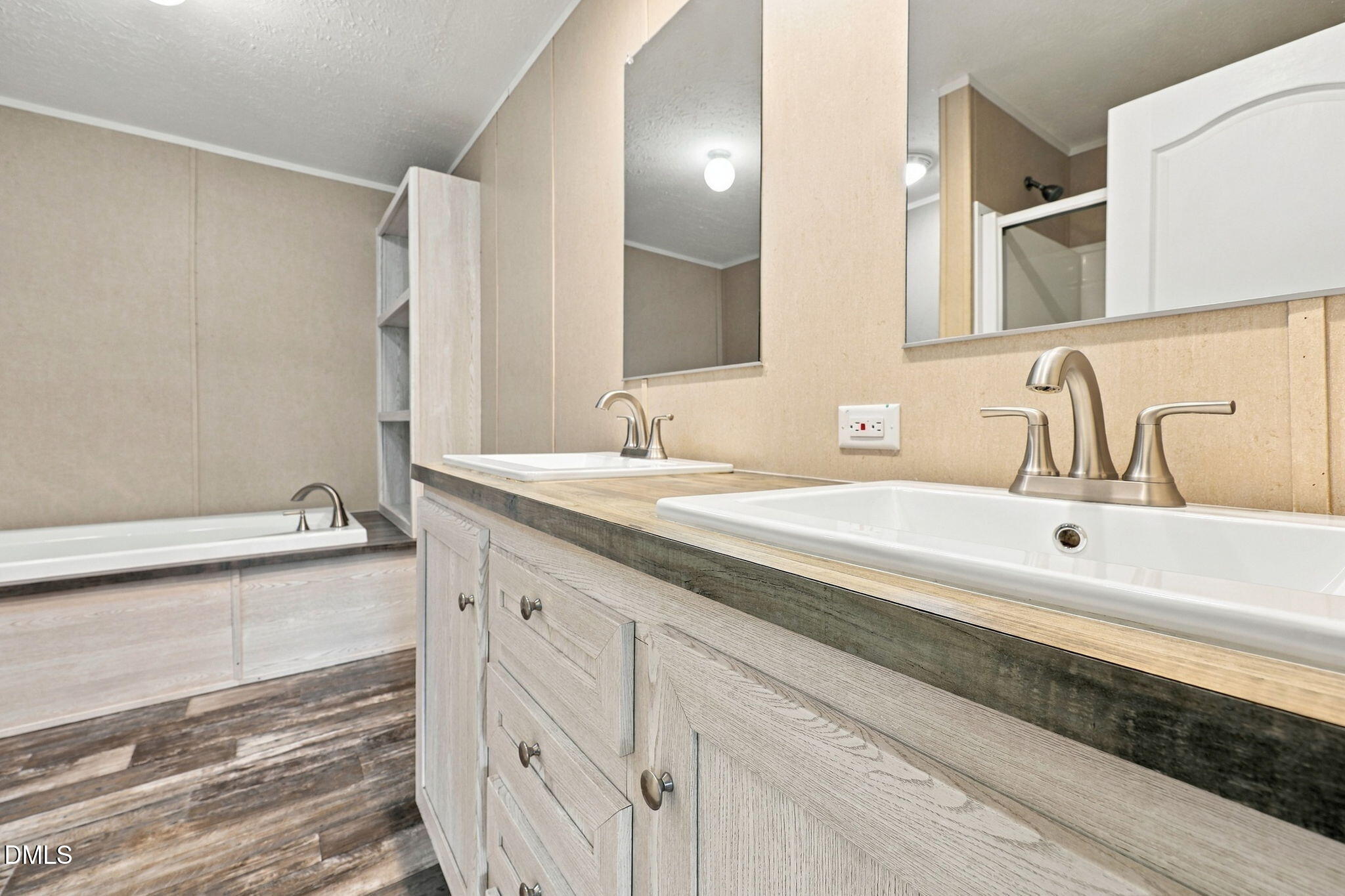 6629 Woodlawn Drive Property Photo 19