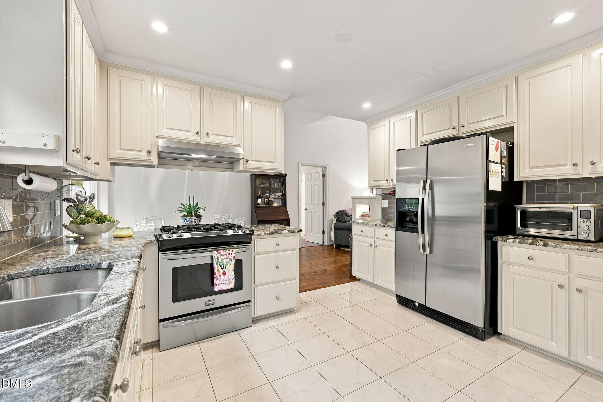 5916 Royal Coach Court Property Photo 4