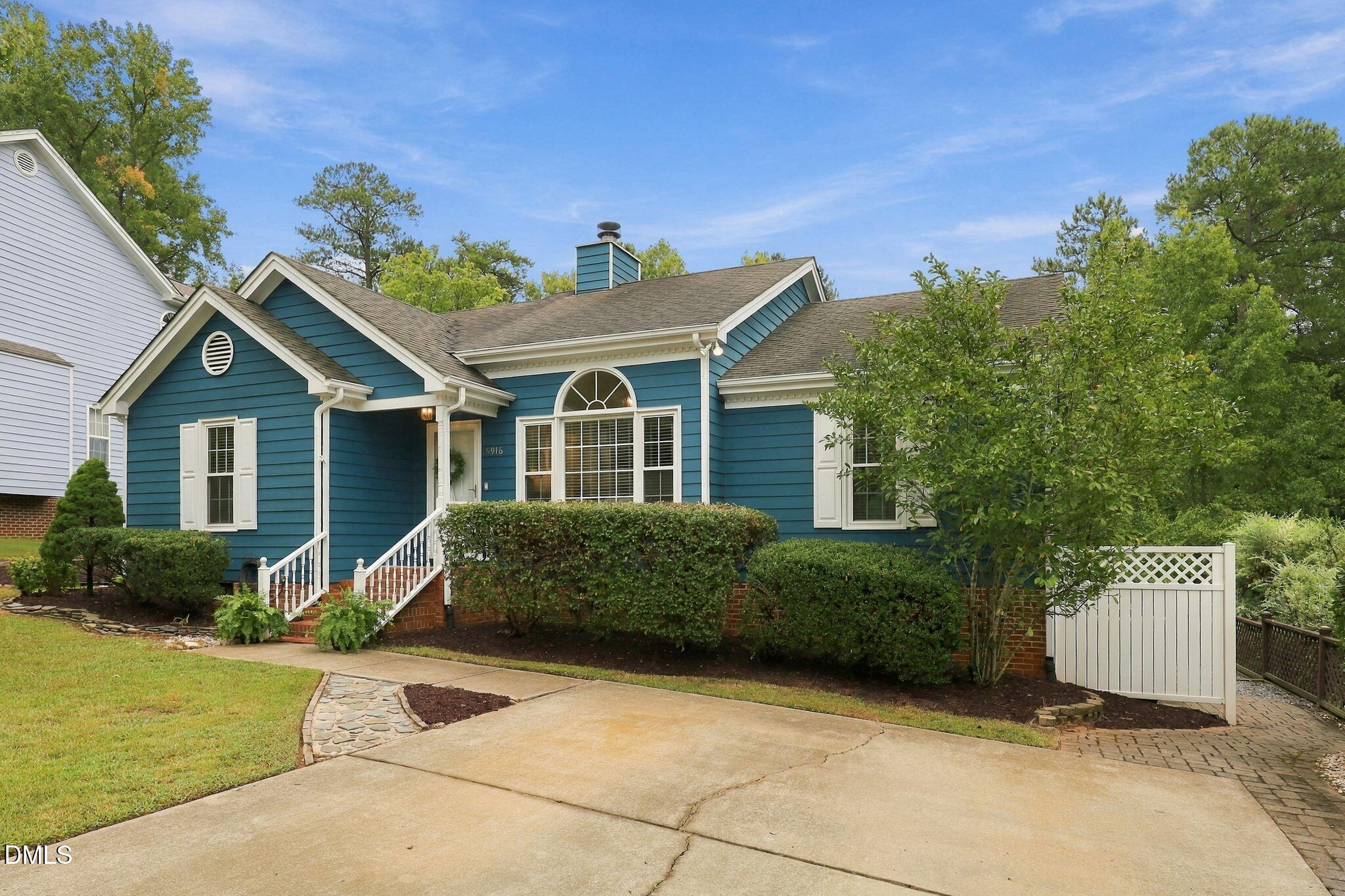 5916 Royal Coach Court Property Photo 9