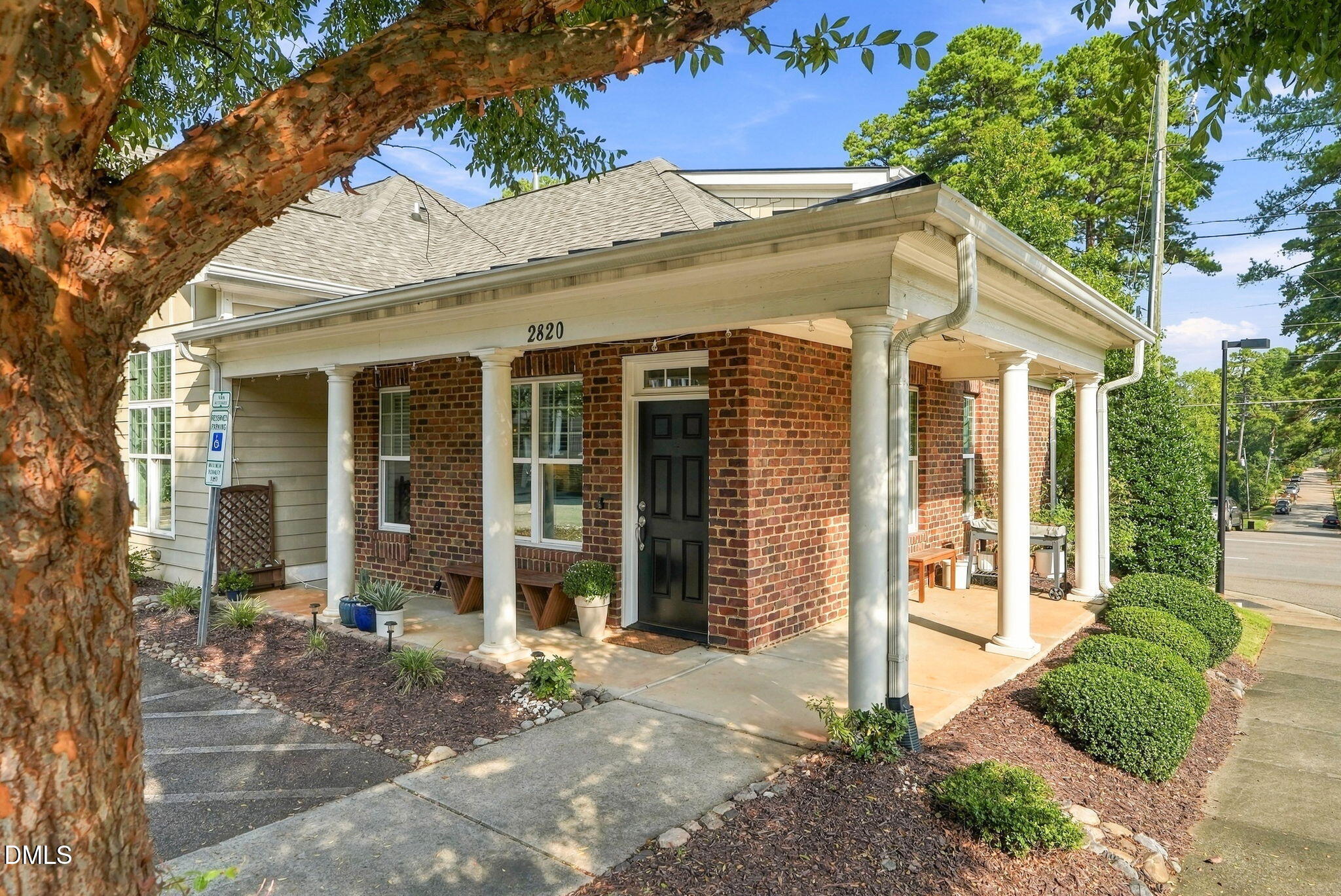 2820 Plumfield Place Property Photo 1