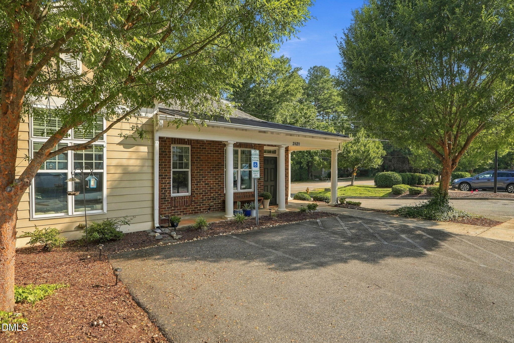 2820 Plumfield Place Property Photo 1