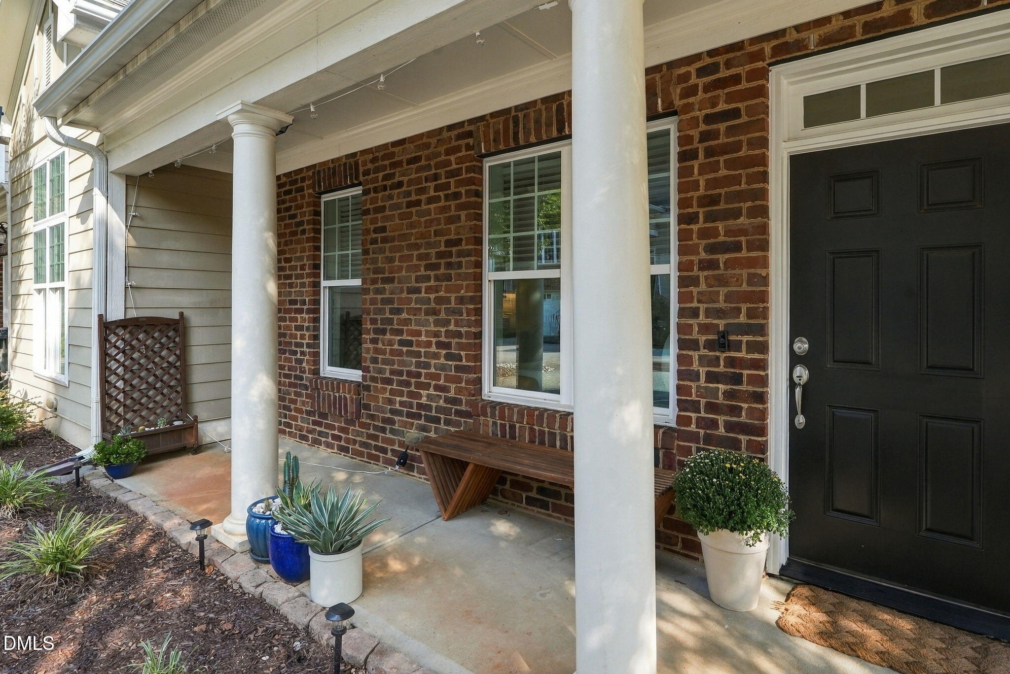 2820 Plumfield Place Property Photo 4