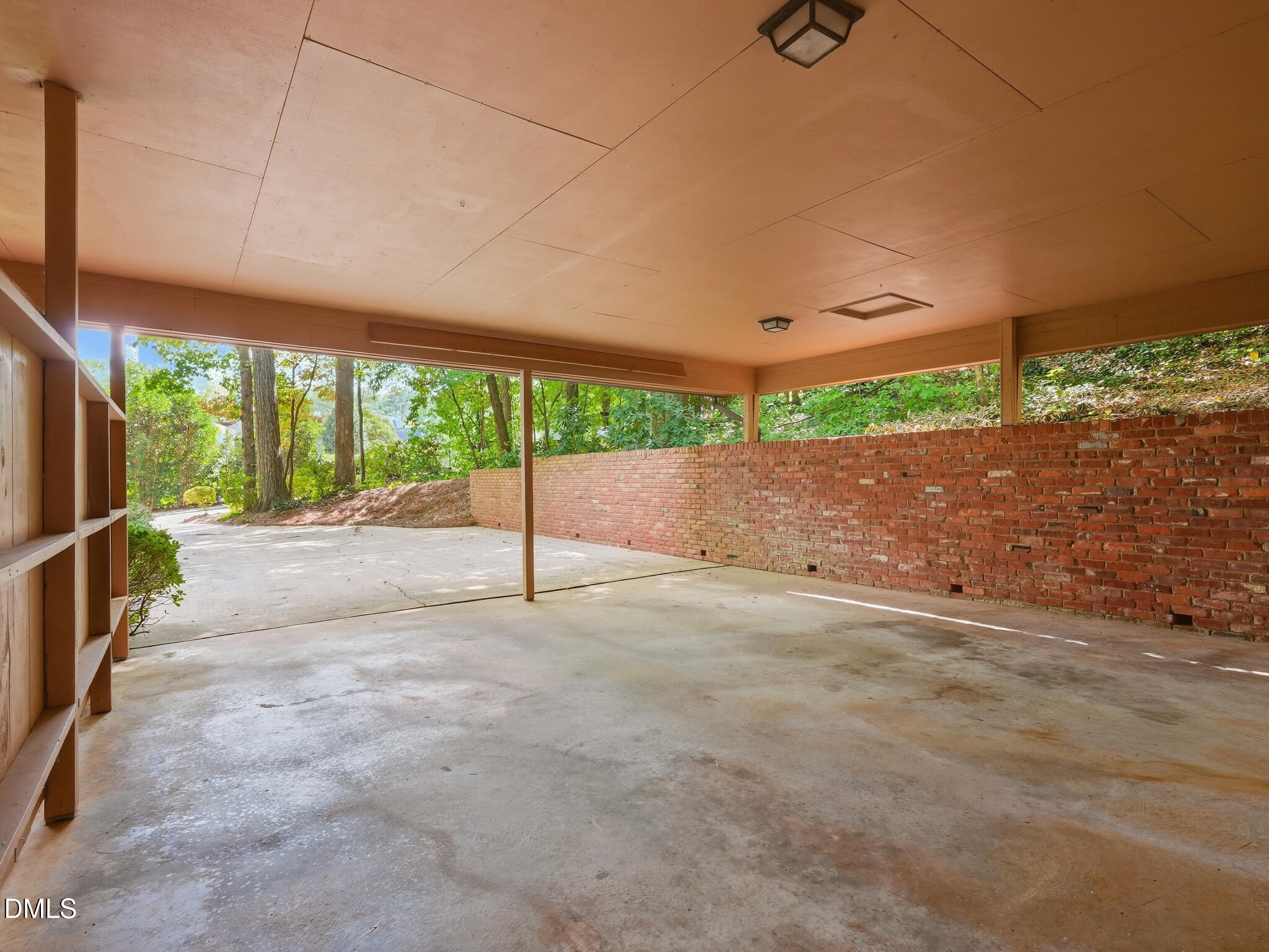 706 Queensferry Road Property Photo 4