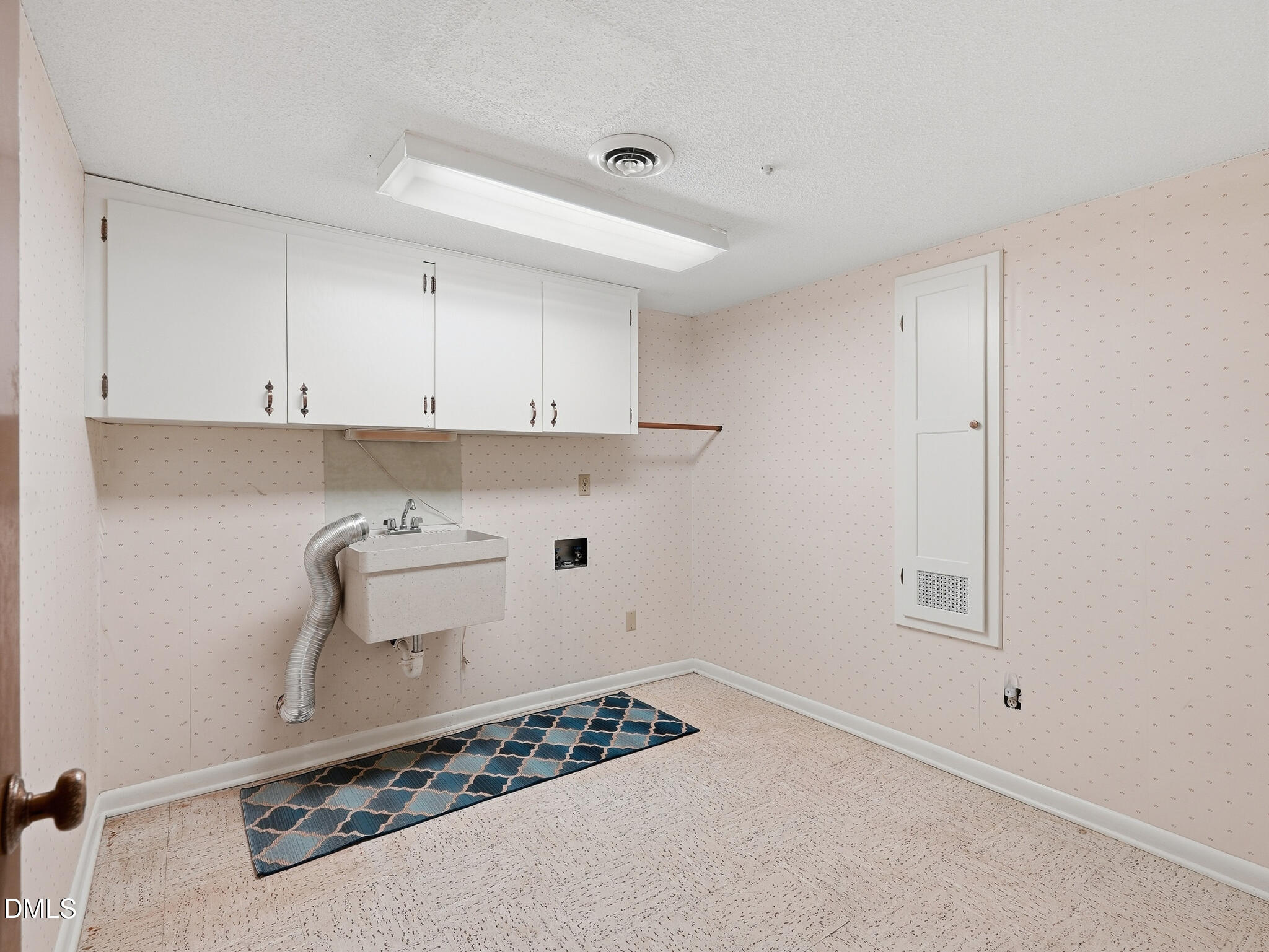 706 Queensferry Road Property Photo 38