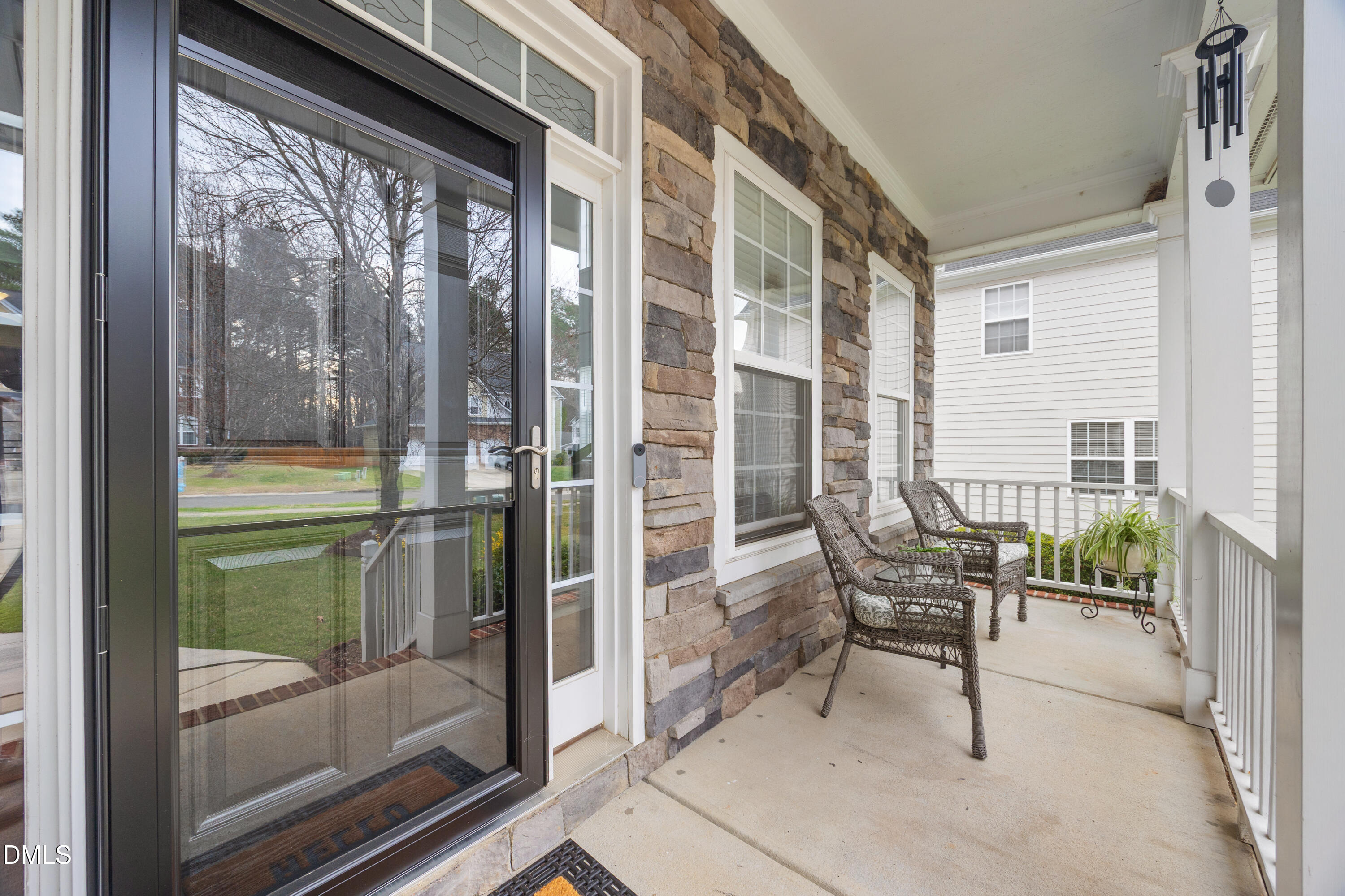 2813 Carriage Meadows Drive Property Photo 8