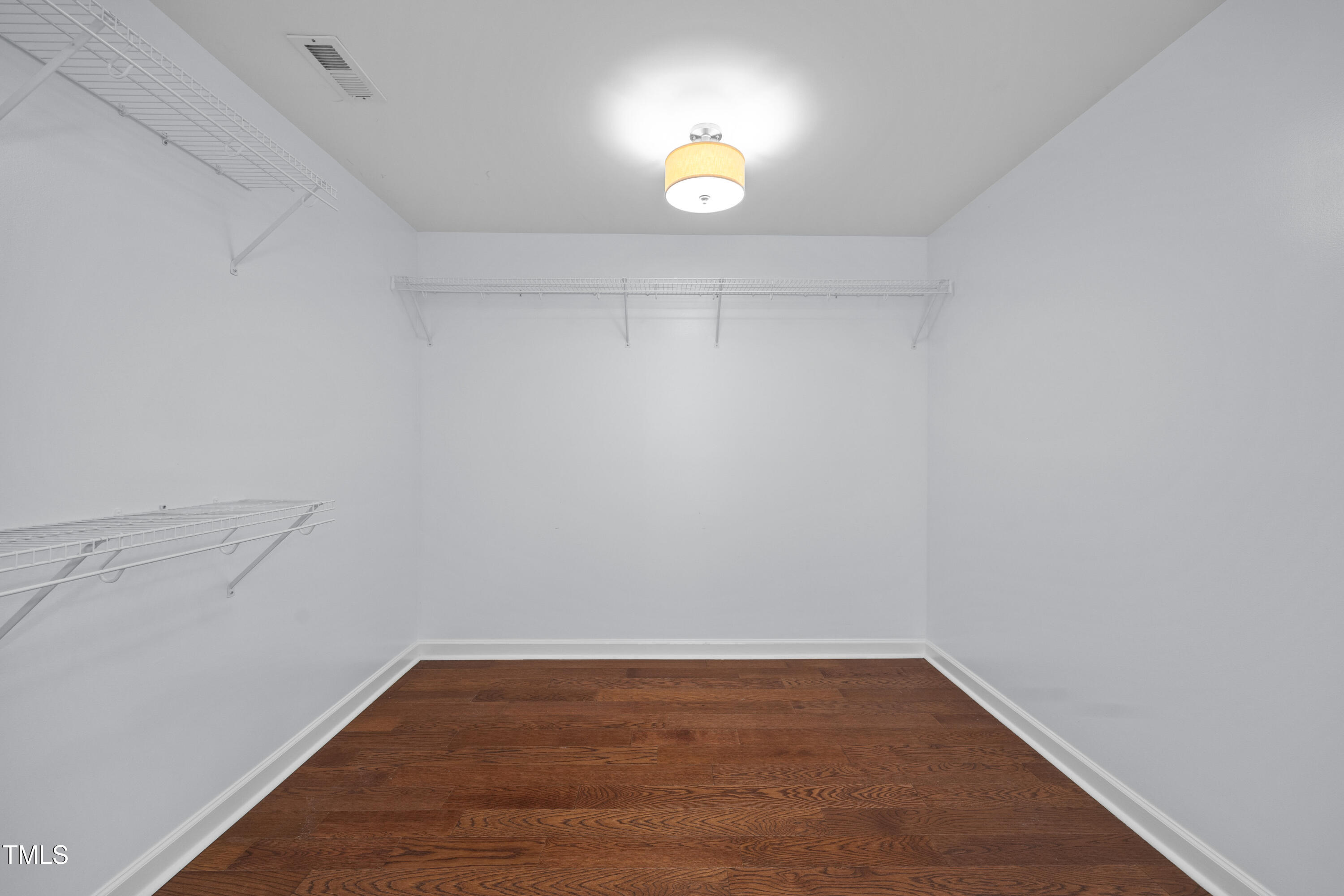 2813 Carriage Meadows Drive Property Photo 40