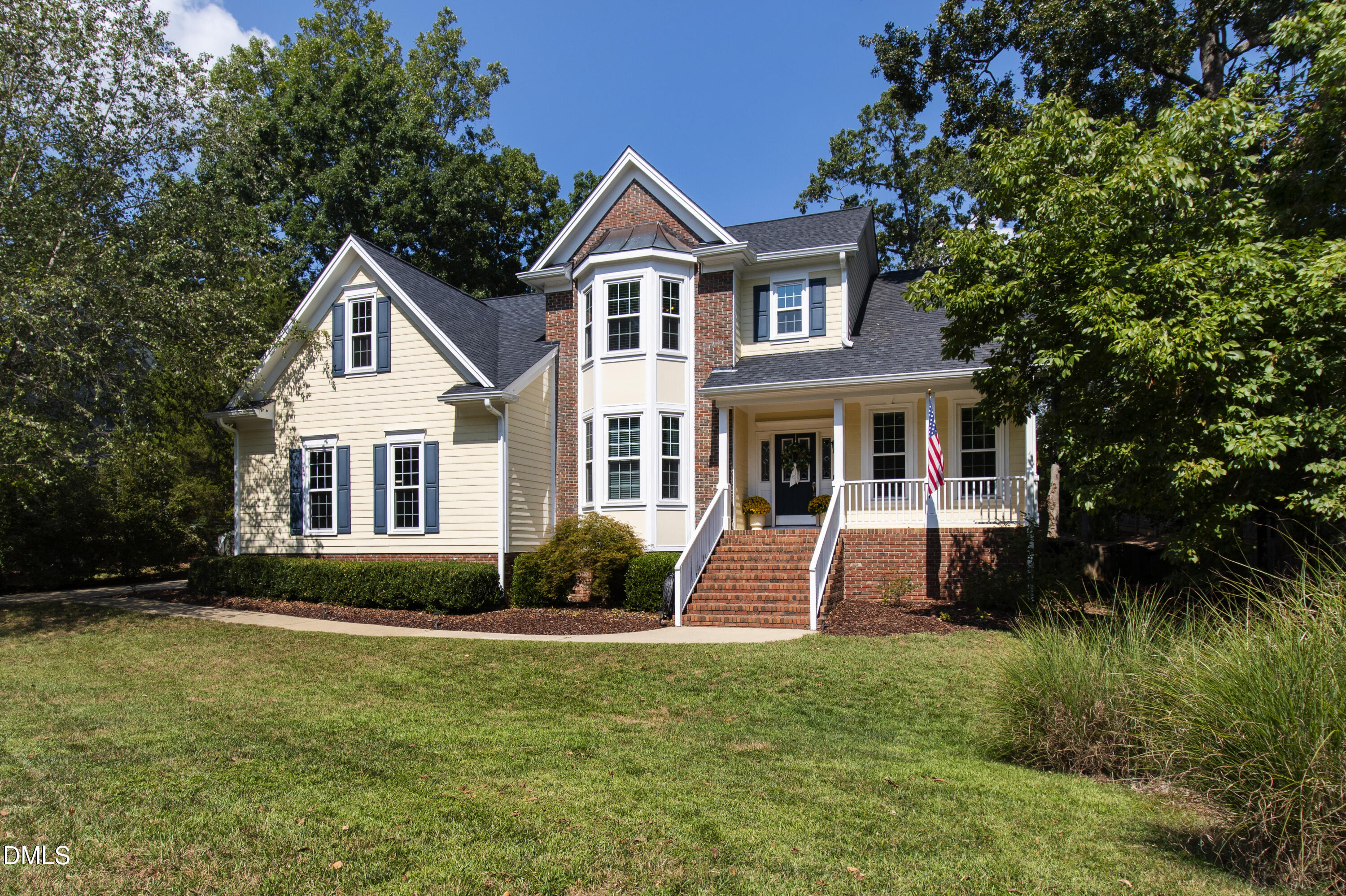100 Leblanc Court Property Photo 1