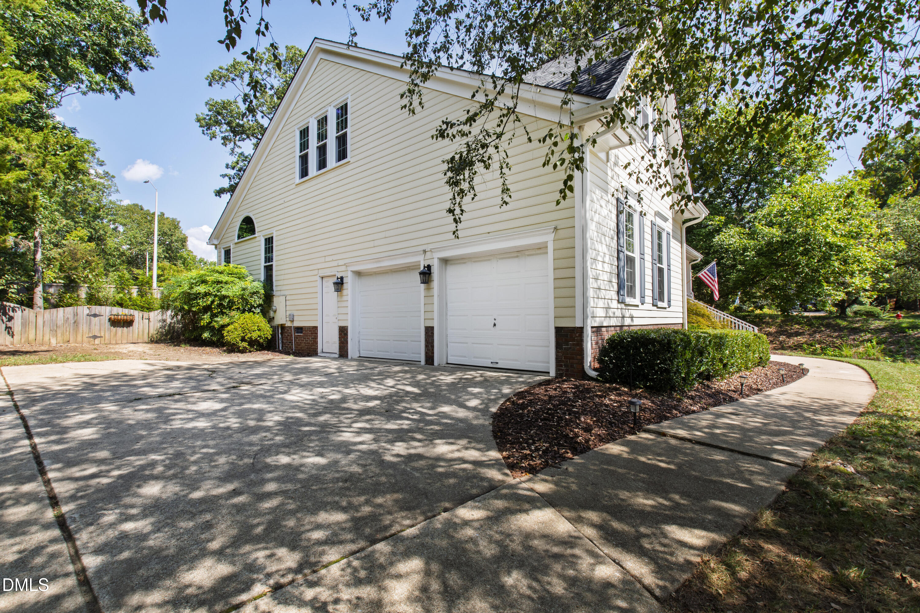 100 Leblanc Court Property Photo 41